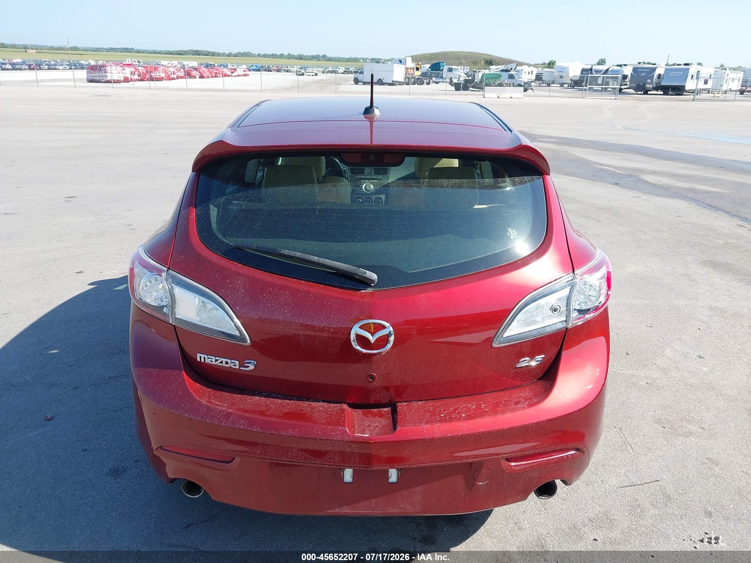 2011 Mazda Mazda3 S Grand Touring Maroon vin: JM1BL1M52B1435675