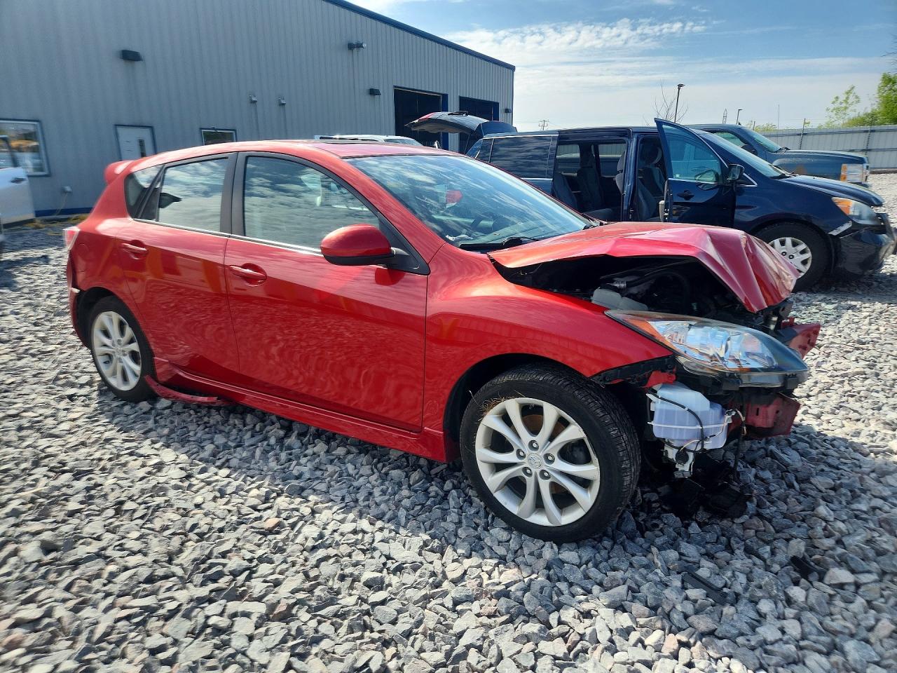 2011 Mazda 3 S Red vin: JM1BL1M53B1382548