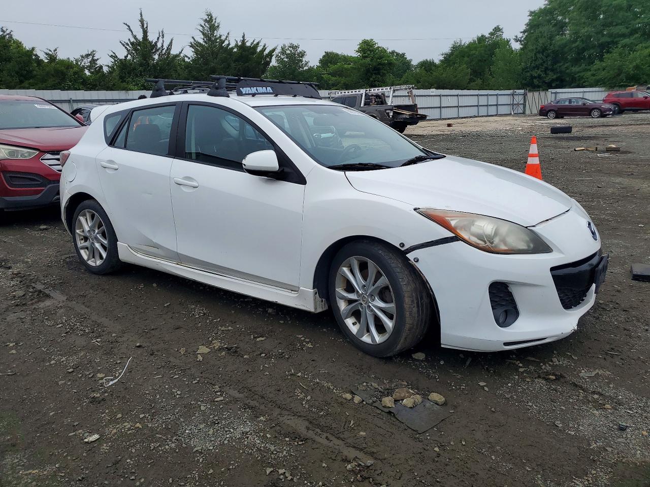 2012 Mazda 3 S White vin: JM1BL1M62C1508120