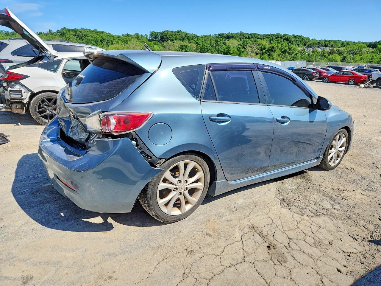2011 Mazda 3 S Blue vin: JM1BL1M65B1401030