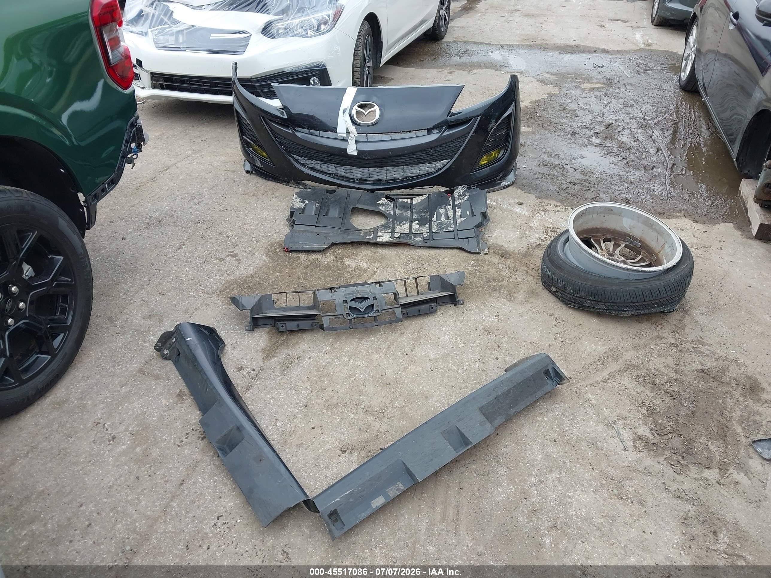 2011 Mazda Mazda3 S Grand Touring Черный vin: JM1BL1M67B1393125