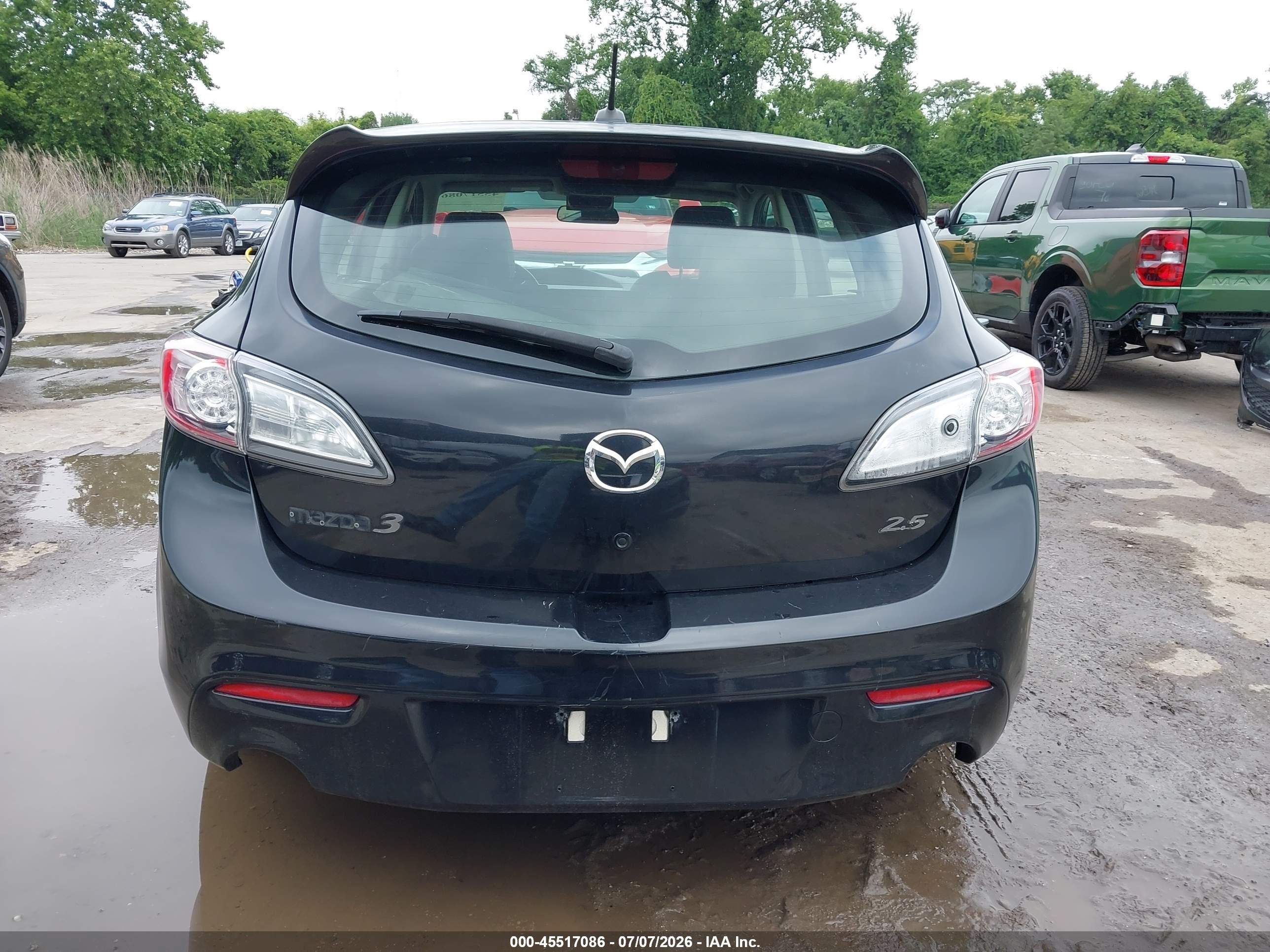 2011 Mazda Mazda3 S Grand Touring Черный vin: JM1BL1M67B1393125