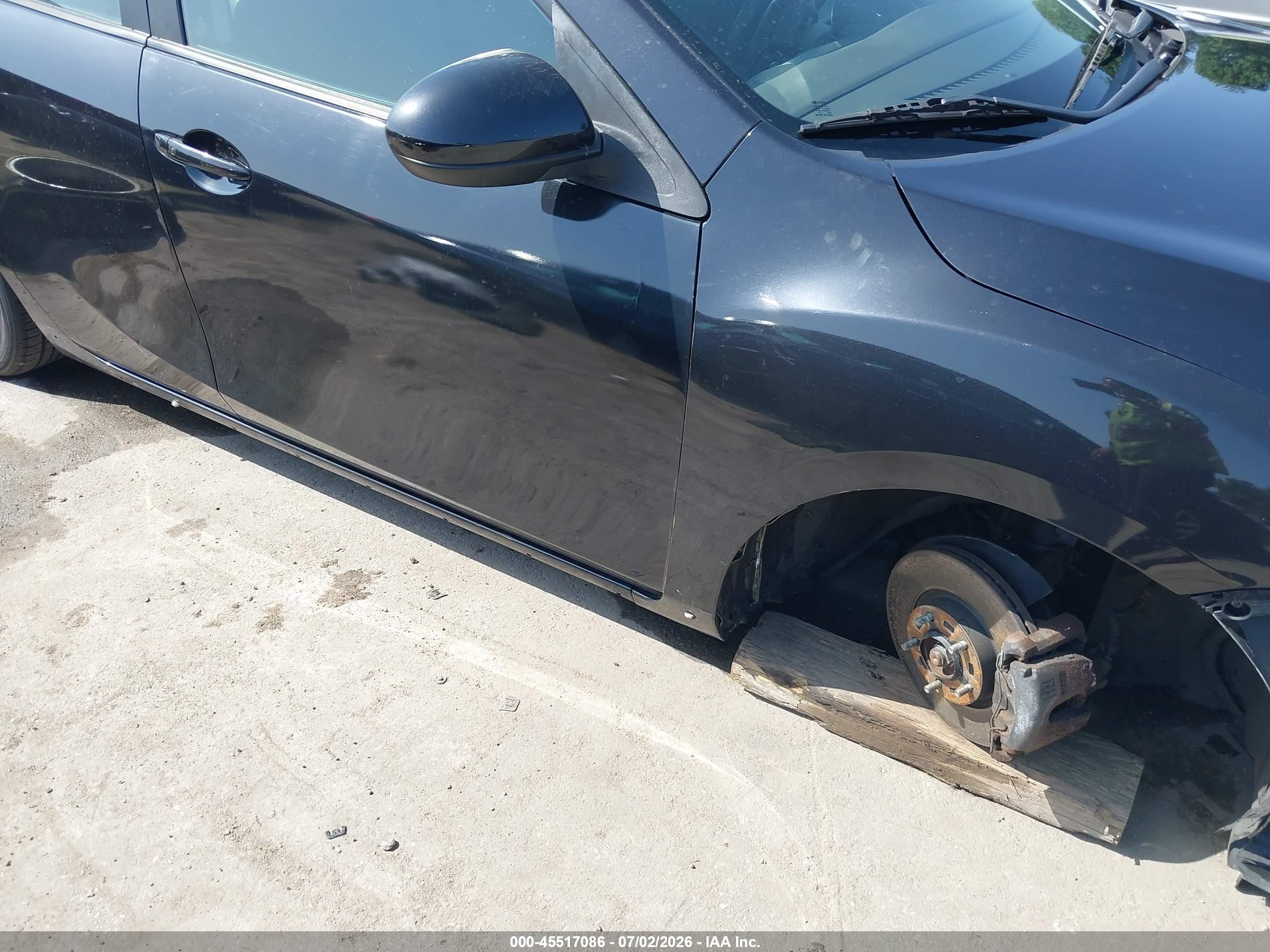 2011 Mazda Mazda3 S Grand Touring Черный vin: JM1BL1M67B1393125