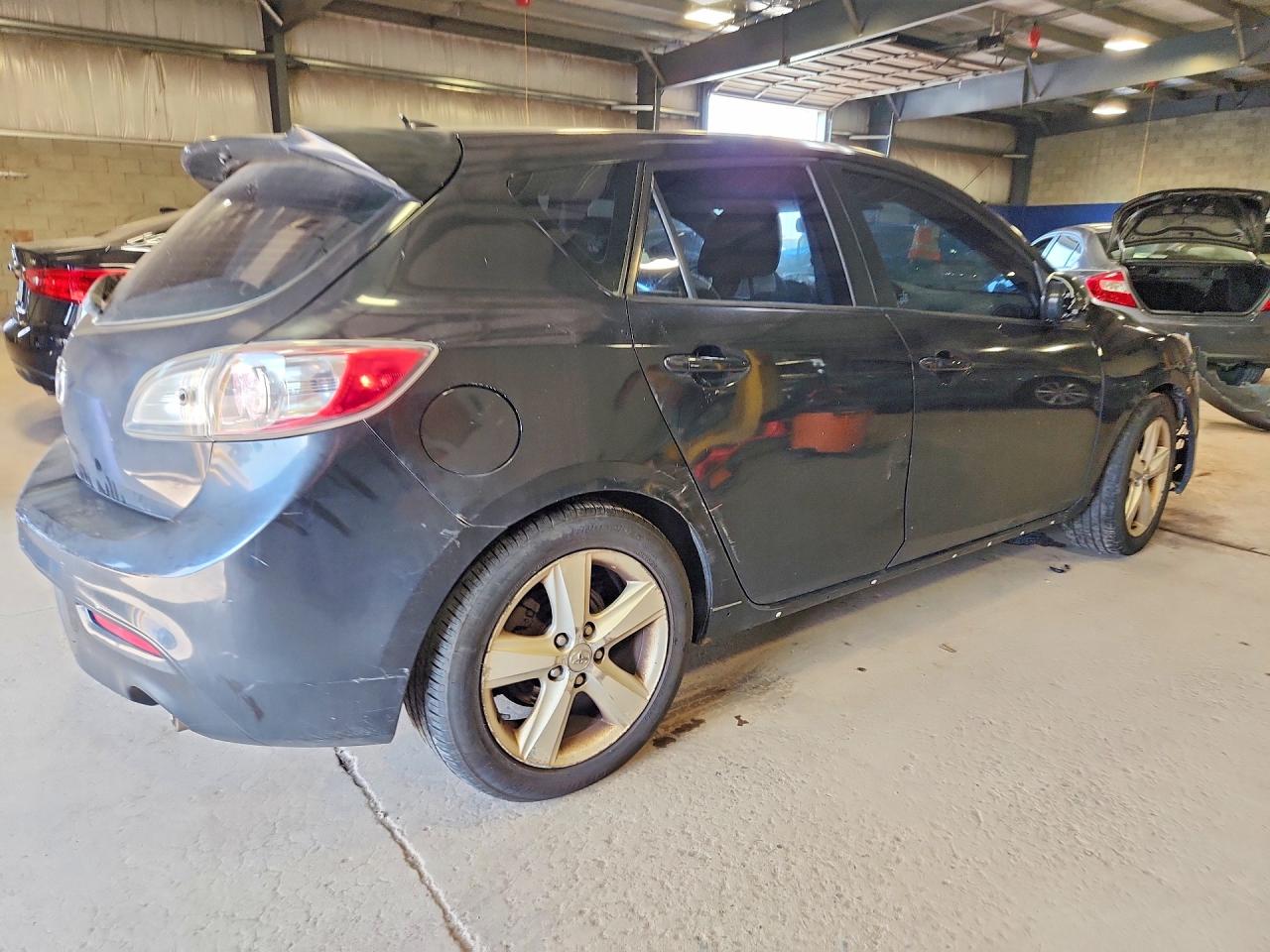 2011 Mazda 3 S Black vin: JM1BL1M68B1453719