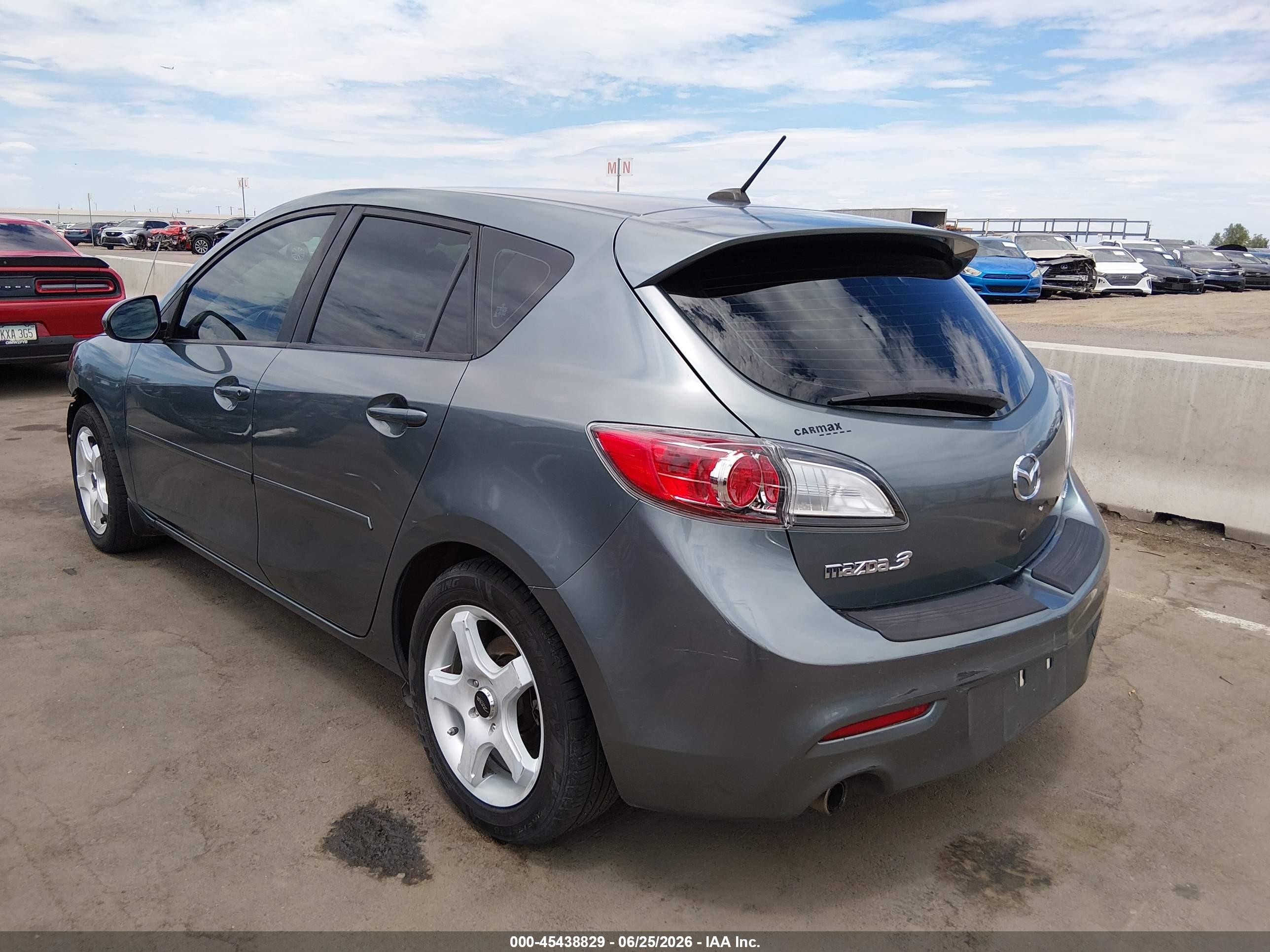 2012 Mazda Mazda3 I Grand Touring Gray vin: JM1BL1M70C1625798