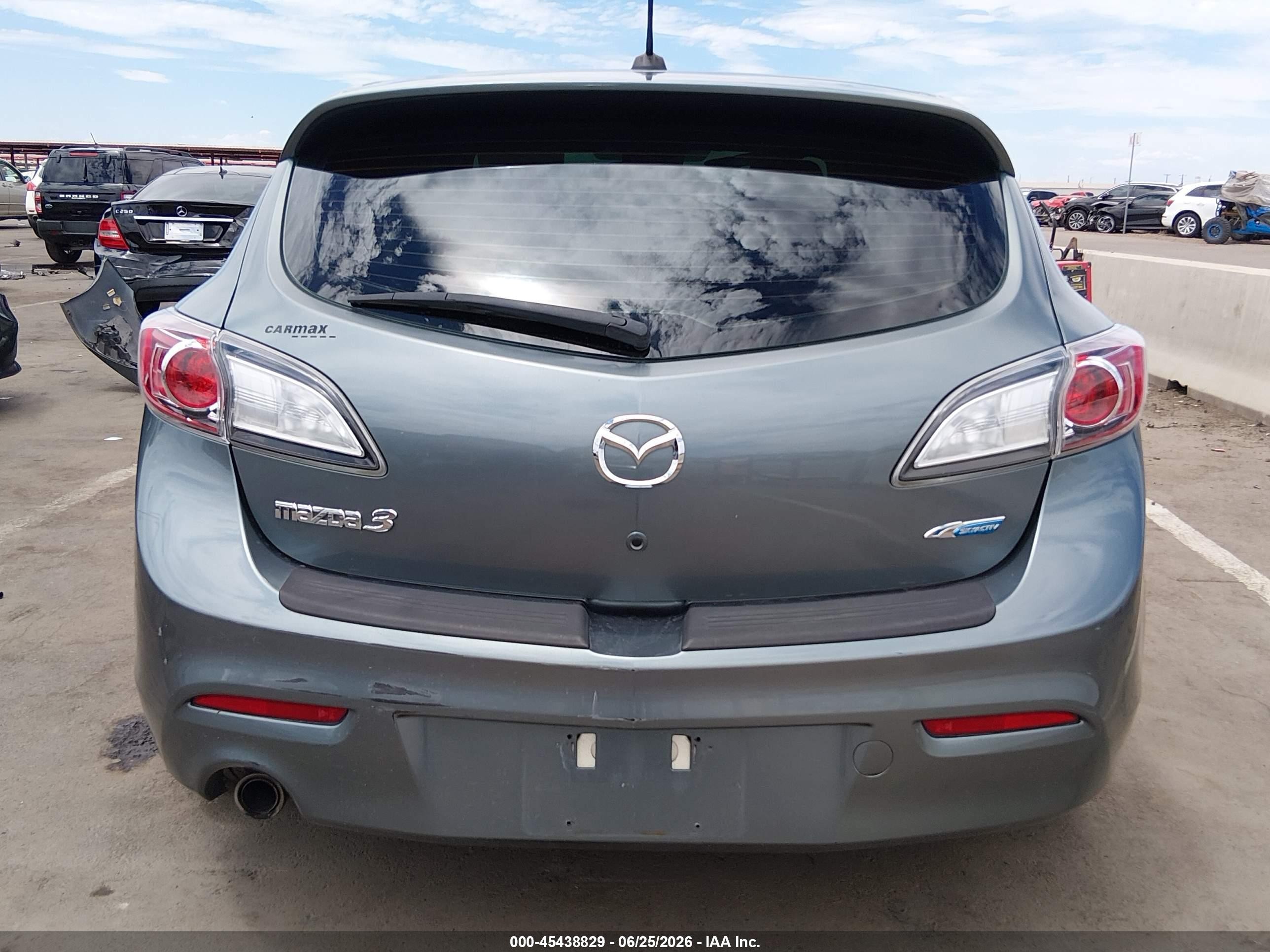 2012 Mazda Mazda3 I Grand Touring Gray vin: JM1BL1M70C1625798