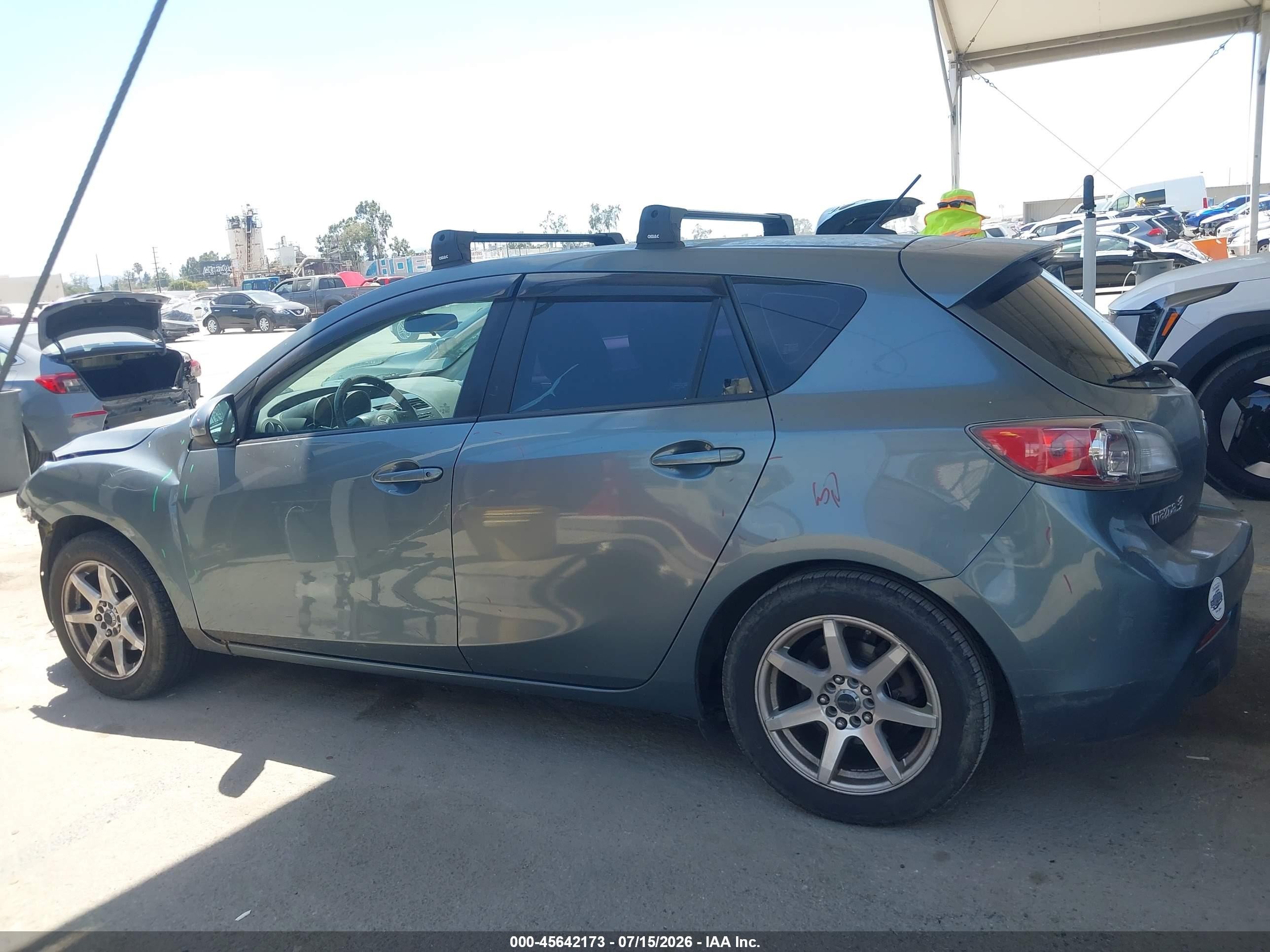 2012 Mazda Mazda3 I Grand Touring Green vin: JM1BL1M74C1631068