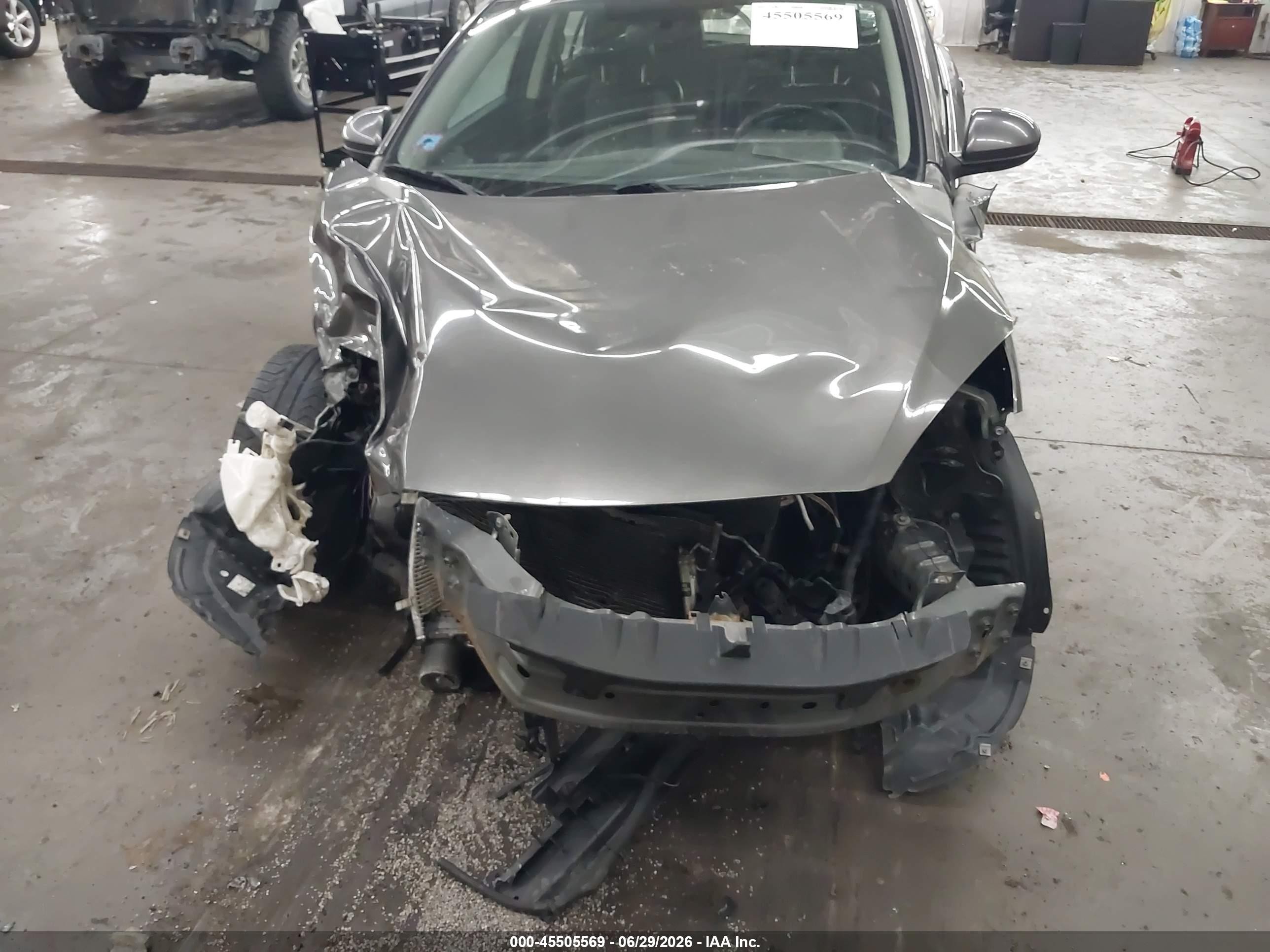 2013 Mazda Mazda3 I Grand Touring Gray vin: JM1BL1M78D1770296