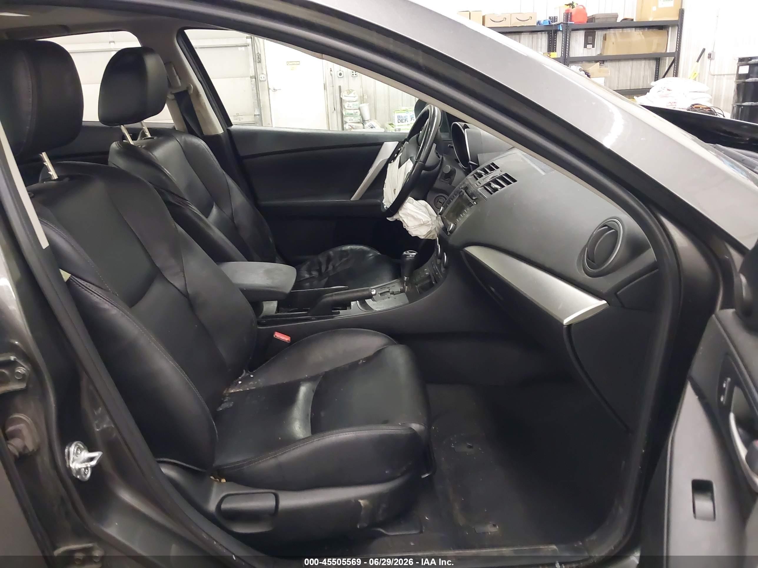 2013 Mazda Mazda3 I Grand Touring Gray vin: JM1BL1M78D1770296
