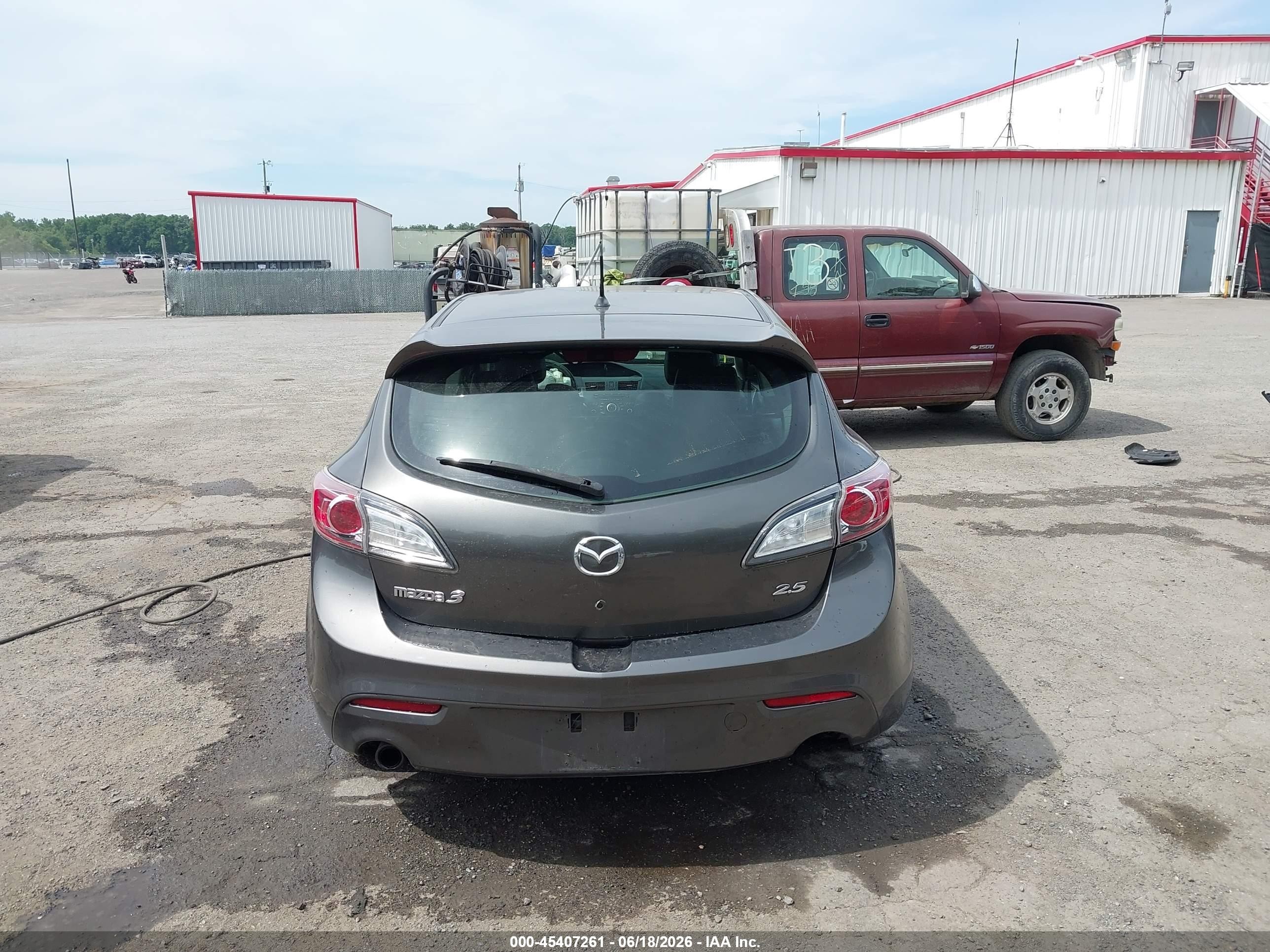 2012 Mazda Mazda3 I Grand Touring Gray vin: JM1BL1M82C1662330