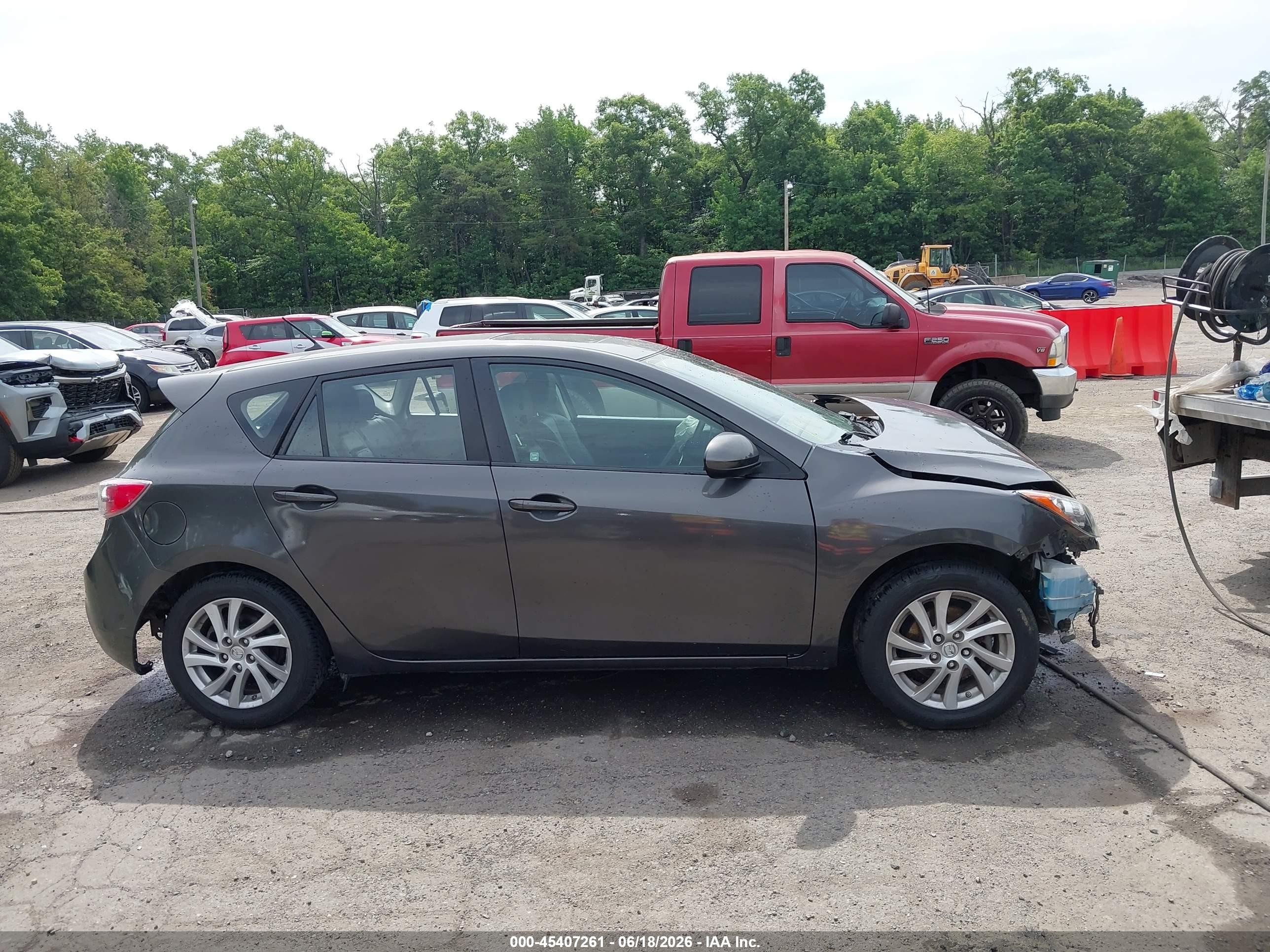 2012 Mazda Mazda3 I Grand Touring Gray vin: JM1BL1M82C1662330