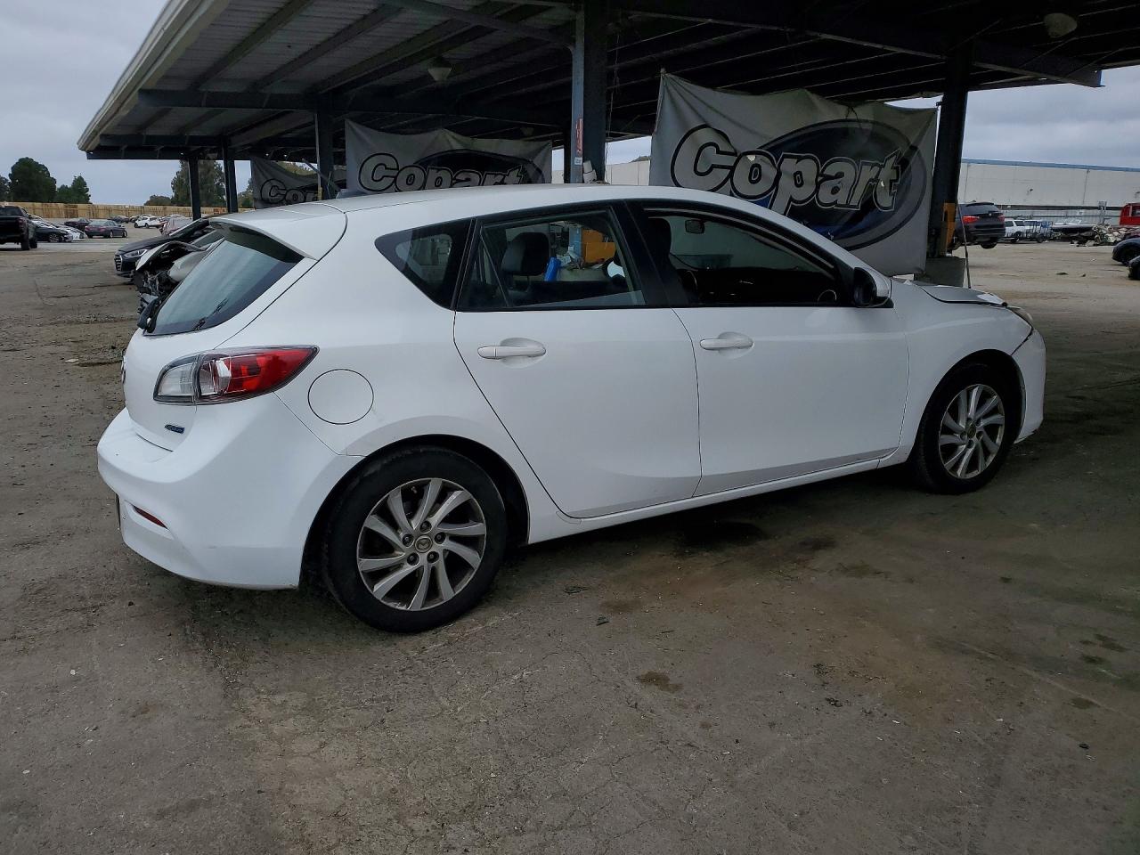 2012 Mazda 3 I White vin: JM1BL1M83C1600211