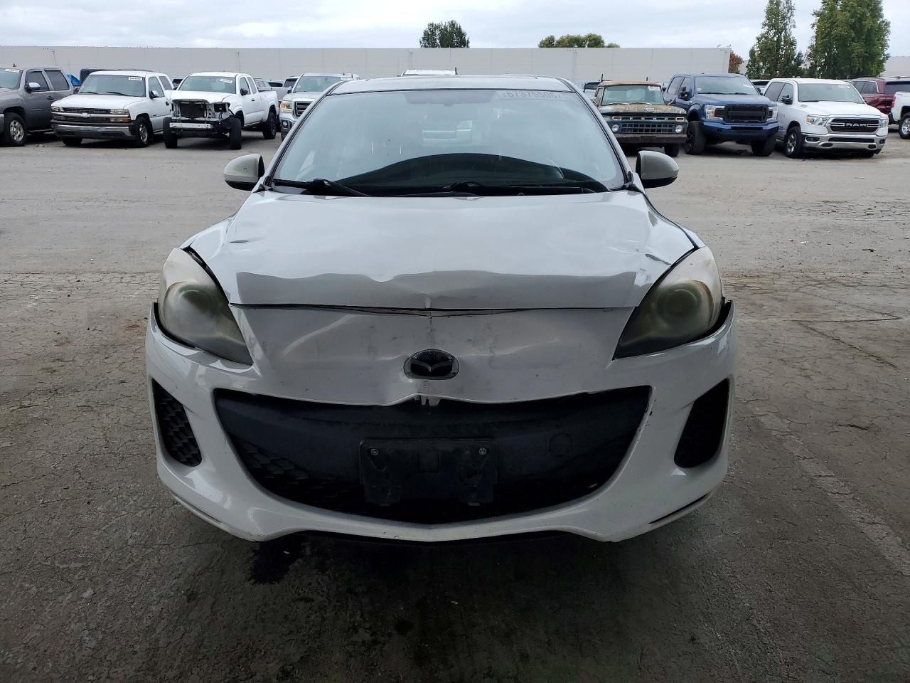 2012 Mazda 3 I White vin: JM1BL1M83C1600211
