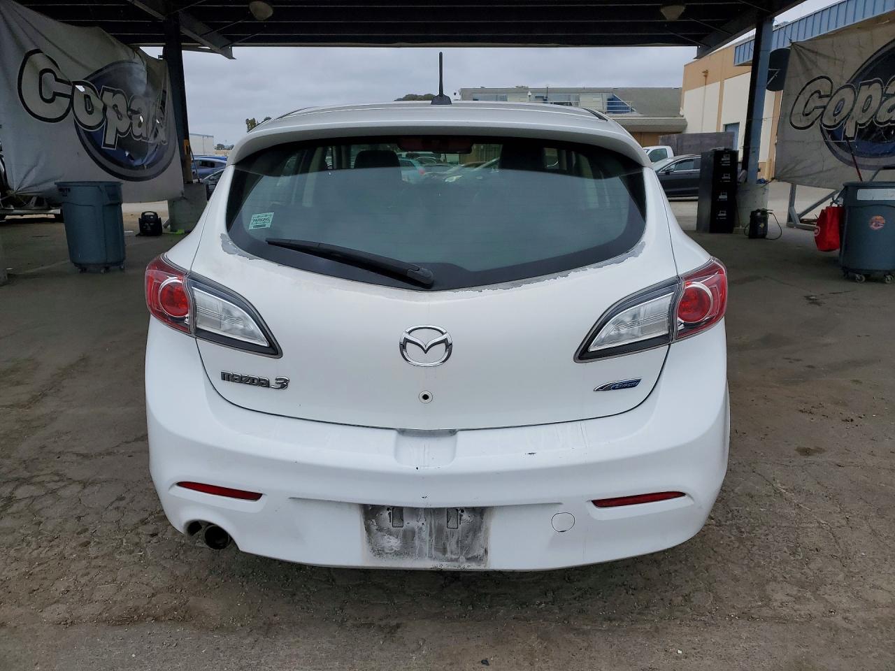 2012 Mazda 3 I White vin: JM1BL1M83C1600211