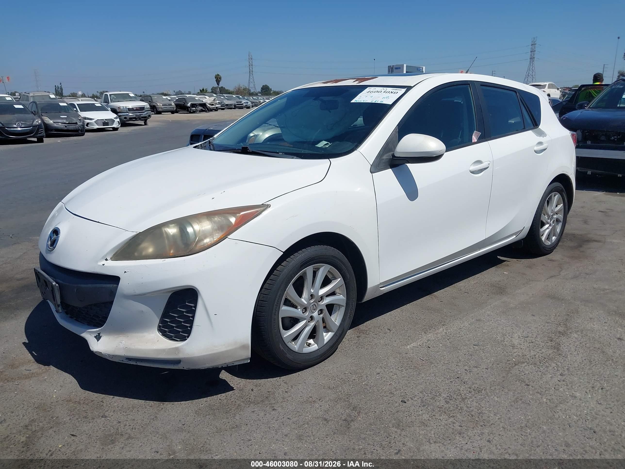 2012 Mazda Mazda3 I Grand Touring White vin: JM1BL1M84C1550290