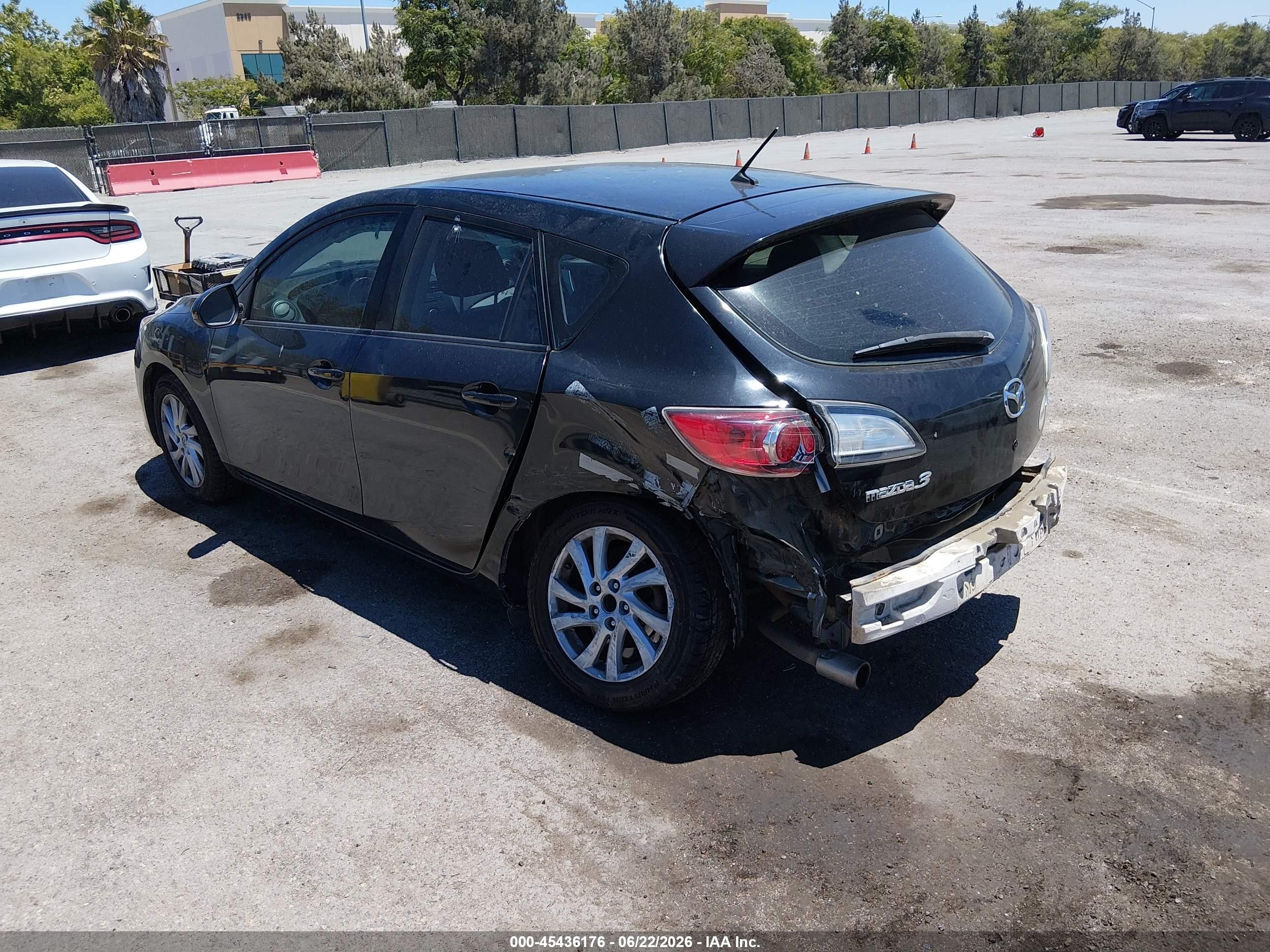 2012 Mazda Mazda3 I Grand Touring Black vin: JM1BL1M87C1654305