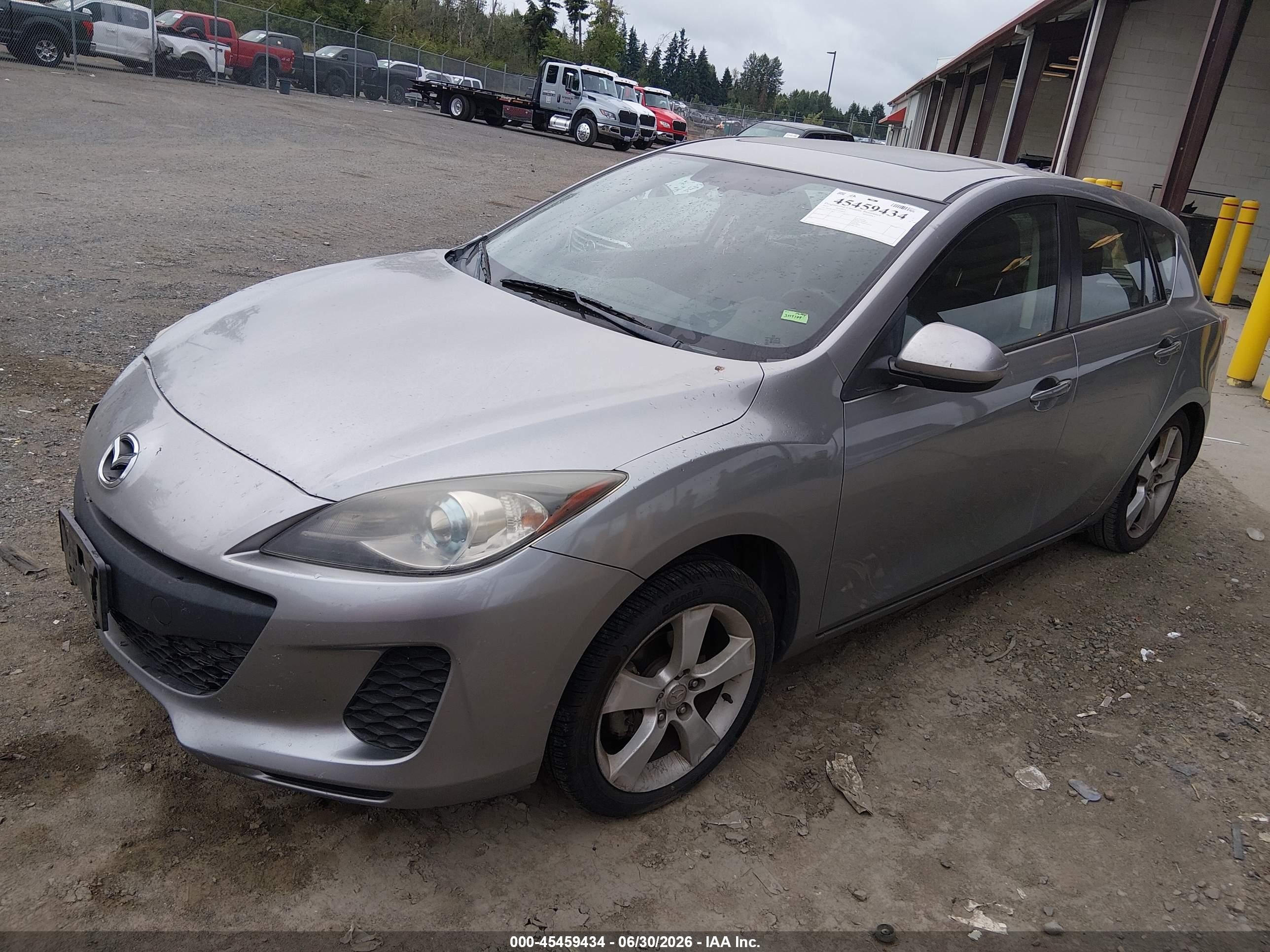 2012 Mazda Mazda3 I Grand Touring Silver vin: JM1BL1M87C1676658