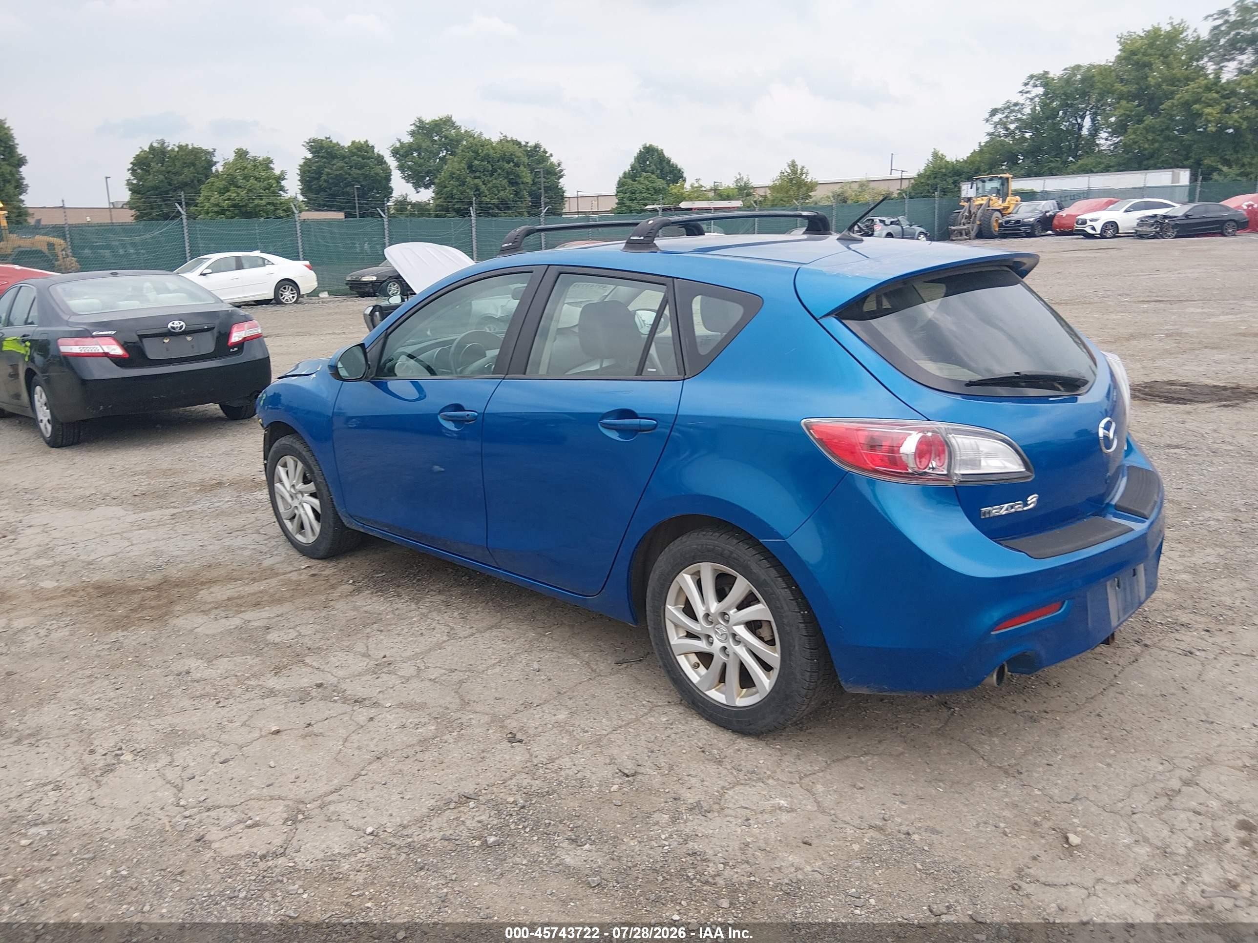2012 Mazda Mazda3 I Grand Touring Blue vin: JM1BL1M87C1684288