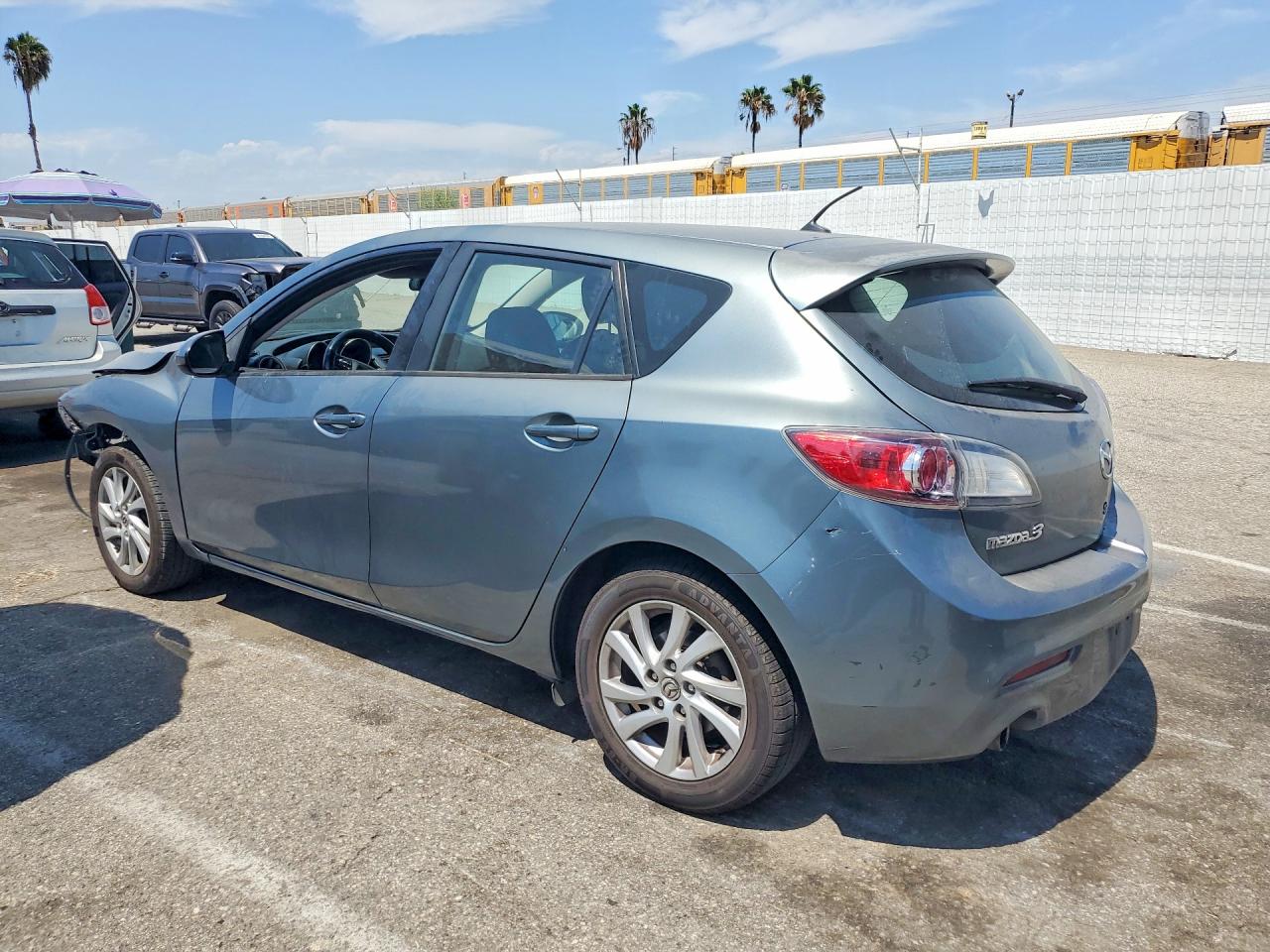 2012 Mazda 3 I Blue vin: JM1BL1M8XC1672118