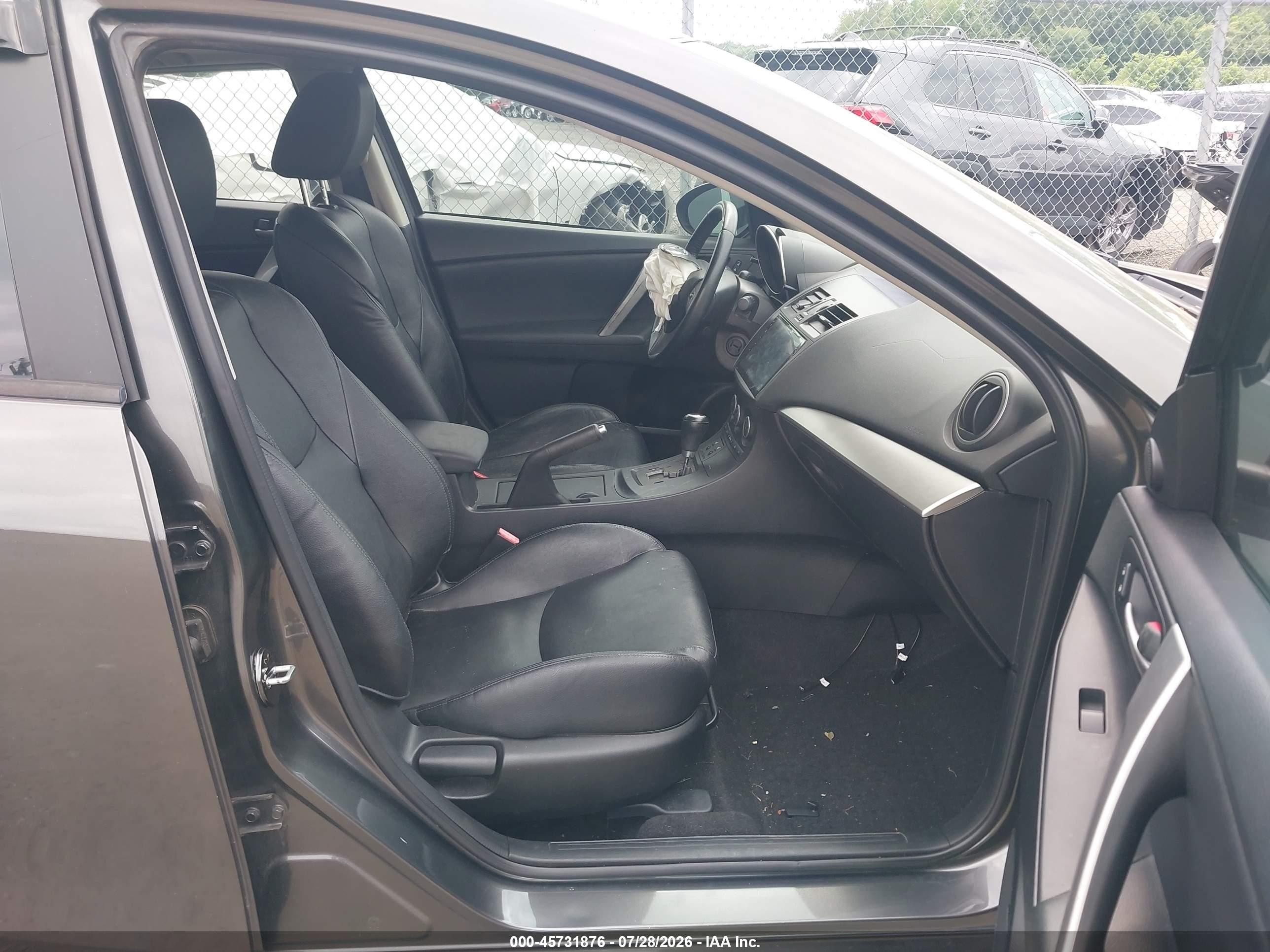 2013 Mazda Mazda3 I Grand Touring Gray vin: JM1BL1MP0D1744792