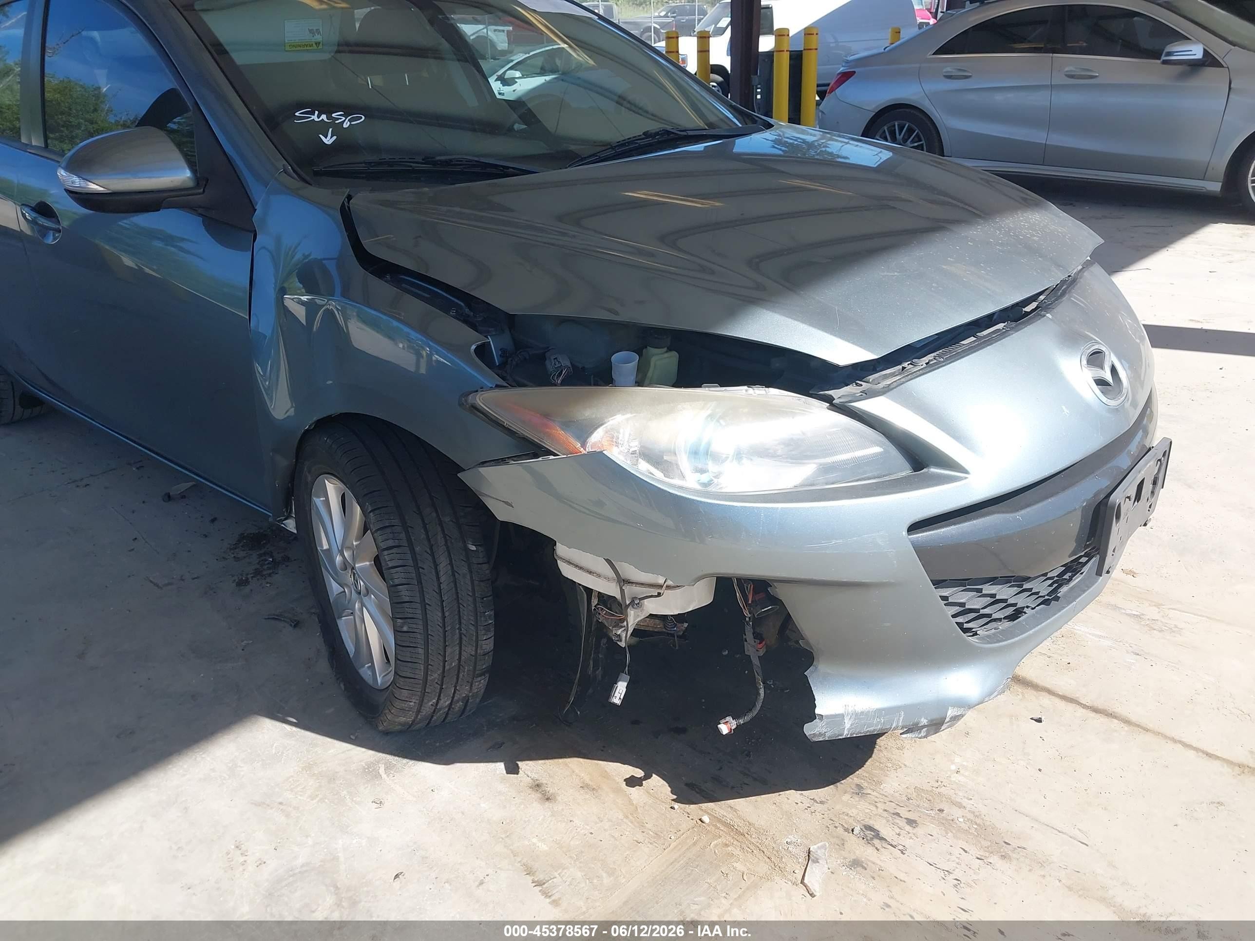 2013 Mazda Mazda3 I Grand Touring Blue vin: JM1BL1MP0D1758515