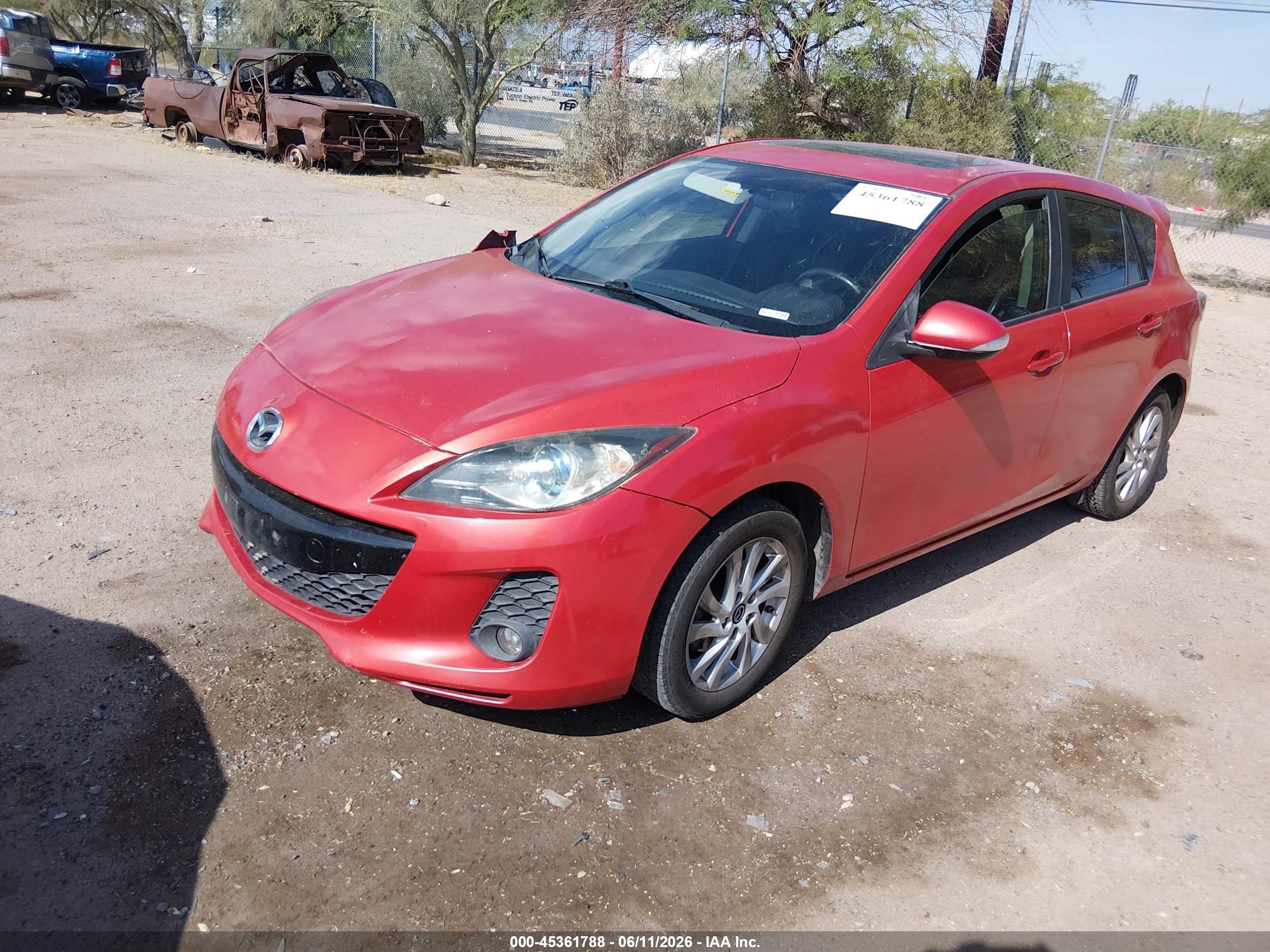 2013 Mazda Mazda3 I Grand Touring Red vin: JM1BL1MP1D1727872