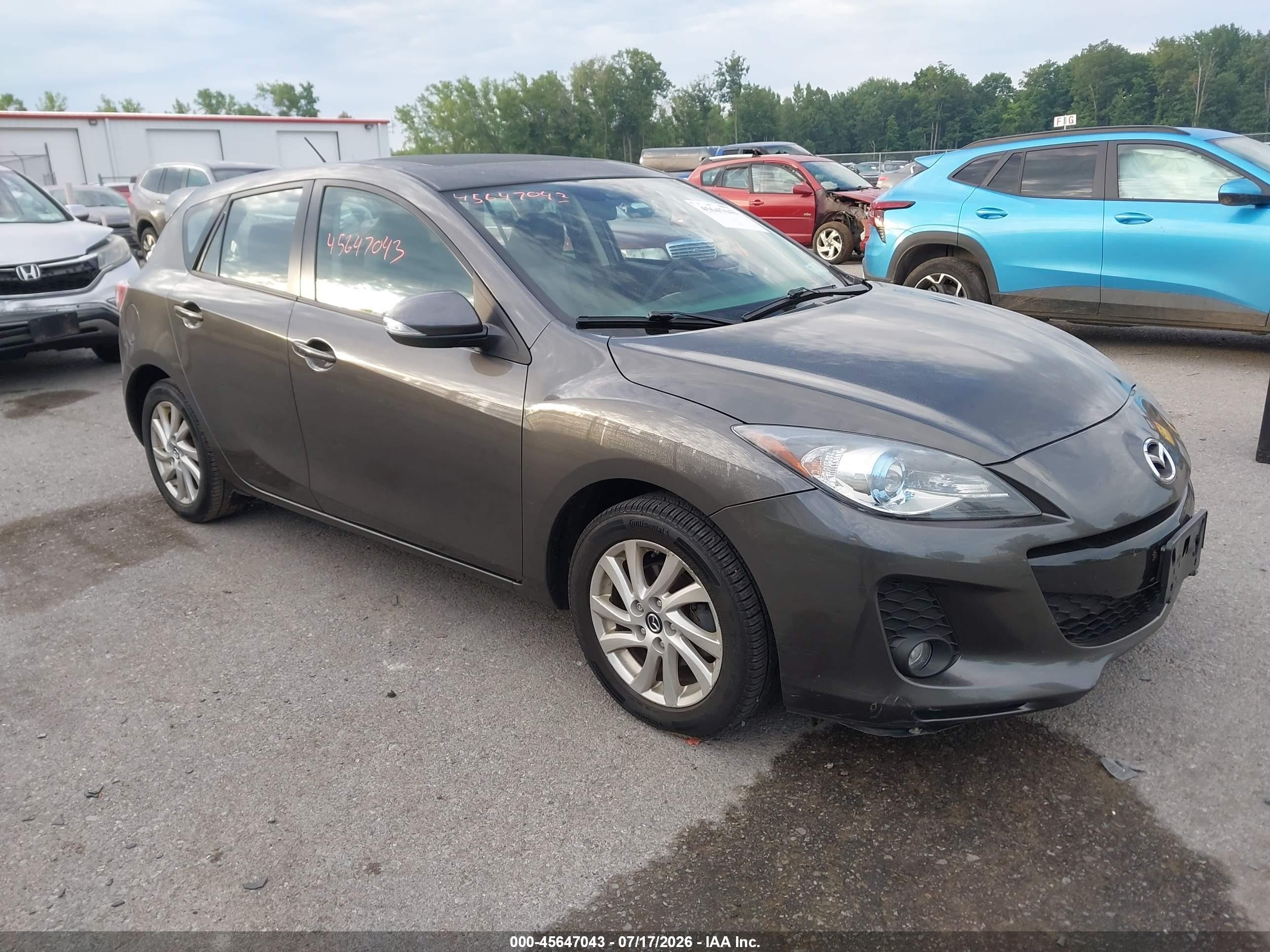 2013 Mazda Mazda3 I Grand Touring Gray vin: JM1BL1MP3D1725525