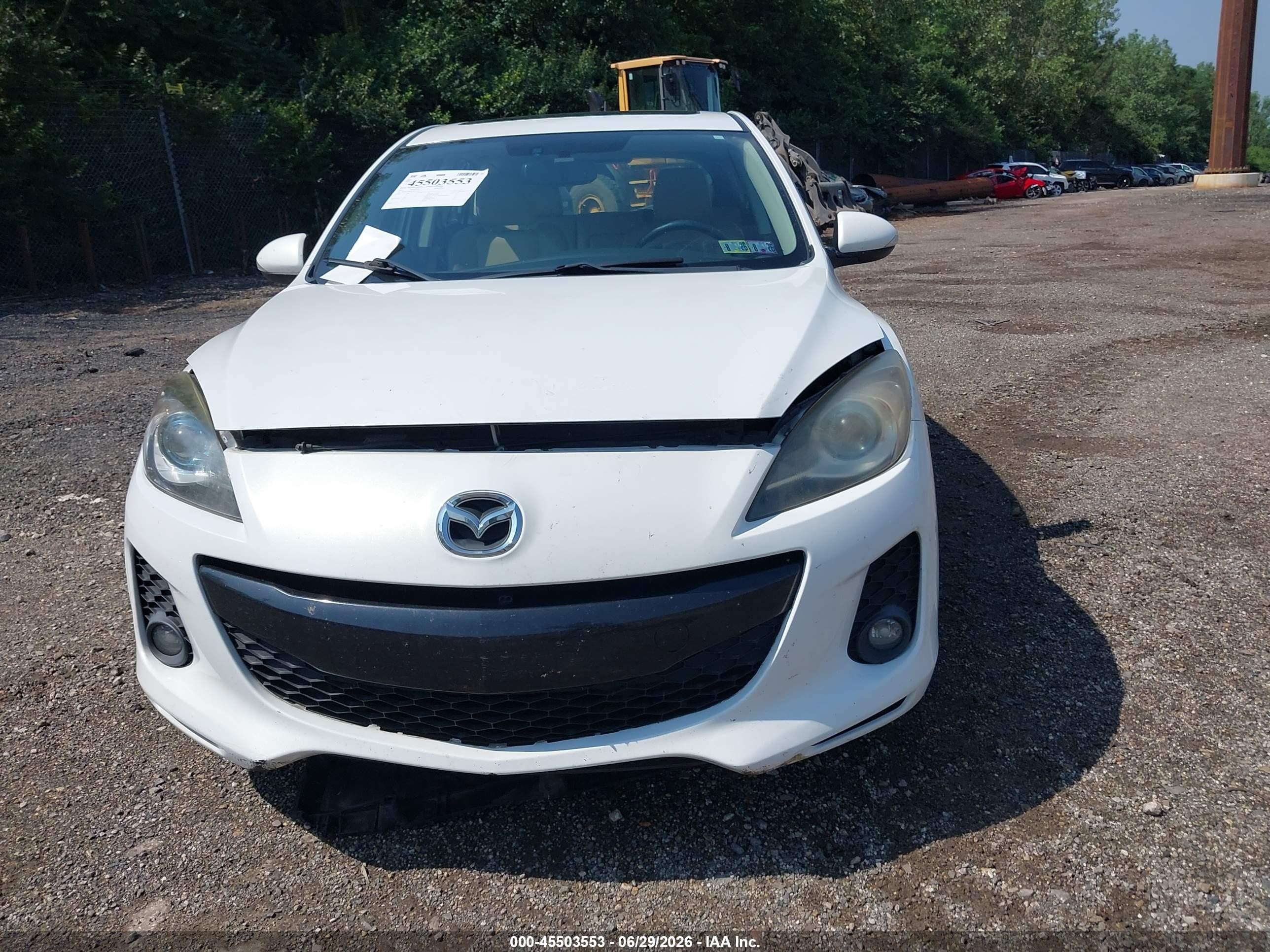 2013 Mazda Mazda3 I Grand Touring White vin: JM1BL1MPXD1823693
