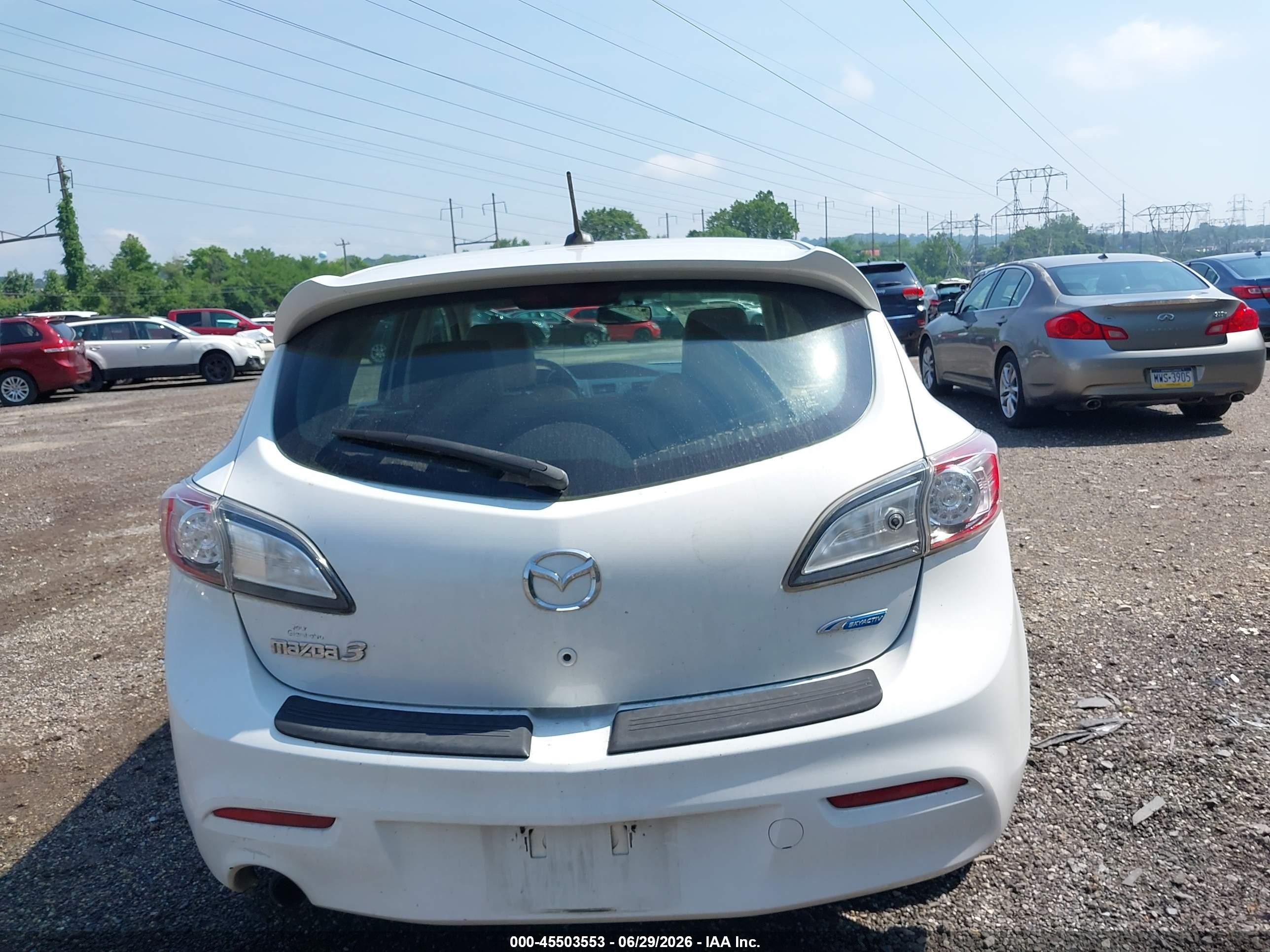 2013 Mazda Mazda3 I Grand Touring White vin: JM1BL1MPXD1823693