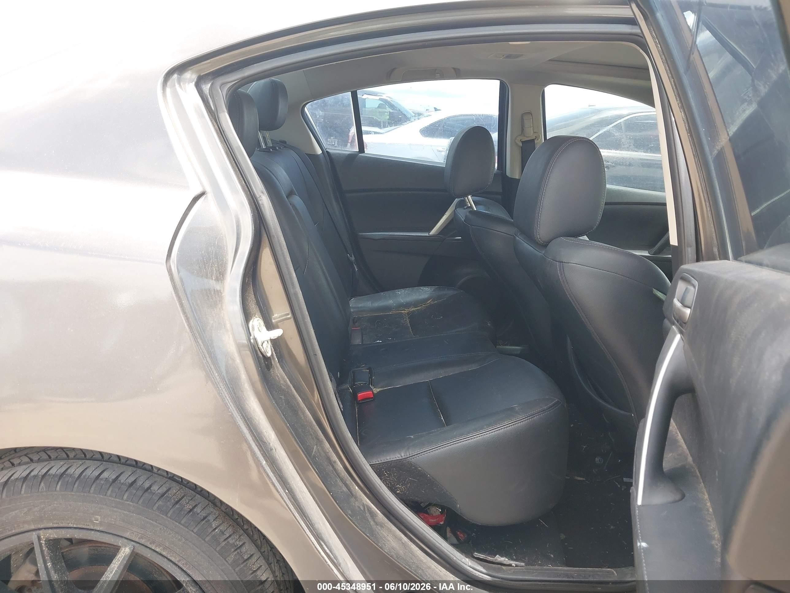 2010 Mazda Mazda3 S Grand Touring Gray vin: JM1BL1S50A1158946