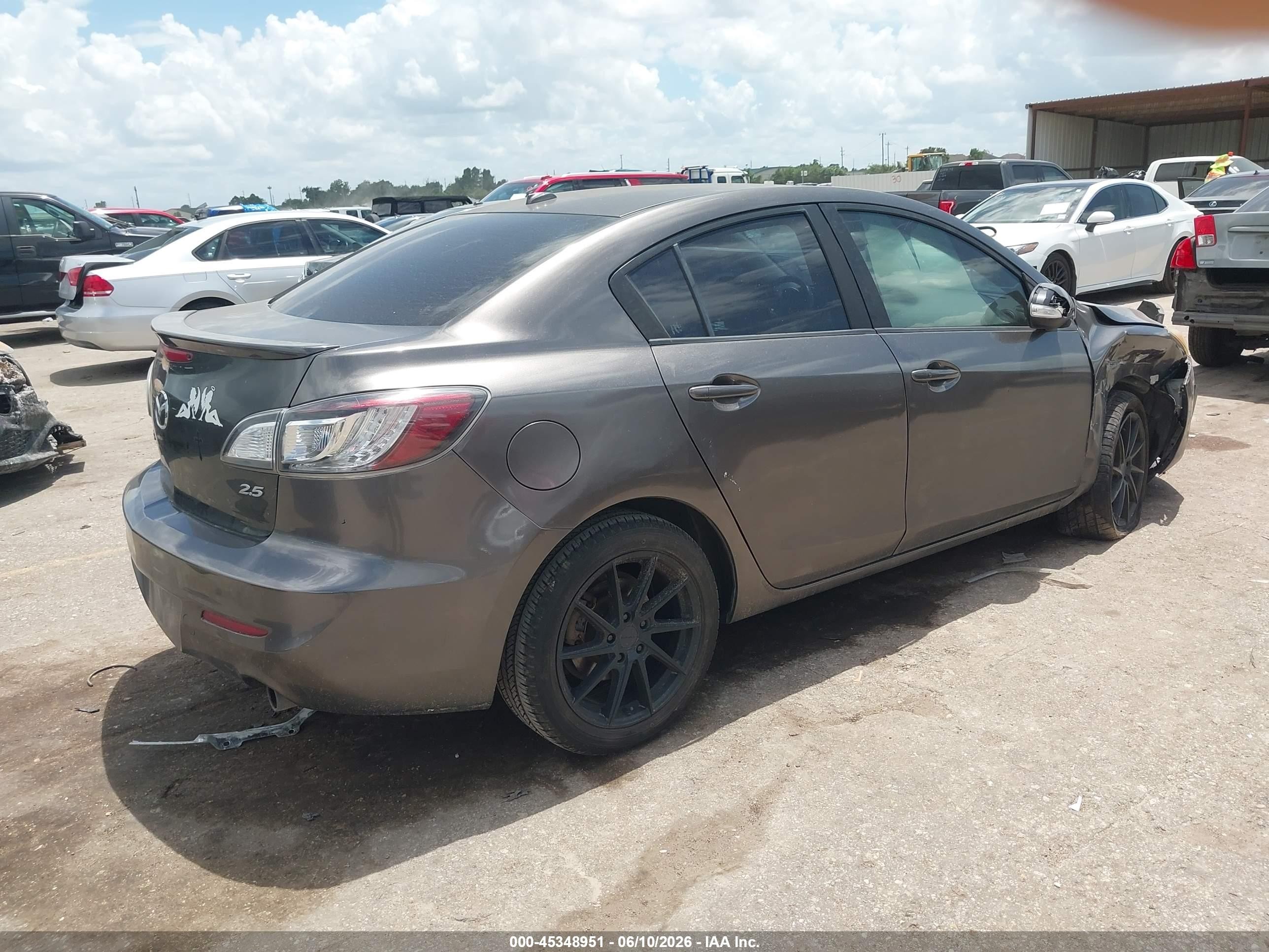 2010 Mazda Mazda3 S Grand Touring Gray vin: JM1BL1S50A1158946