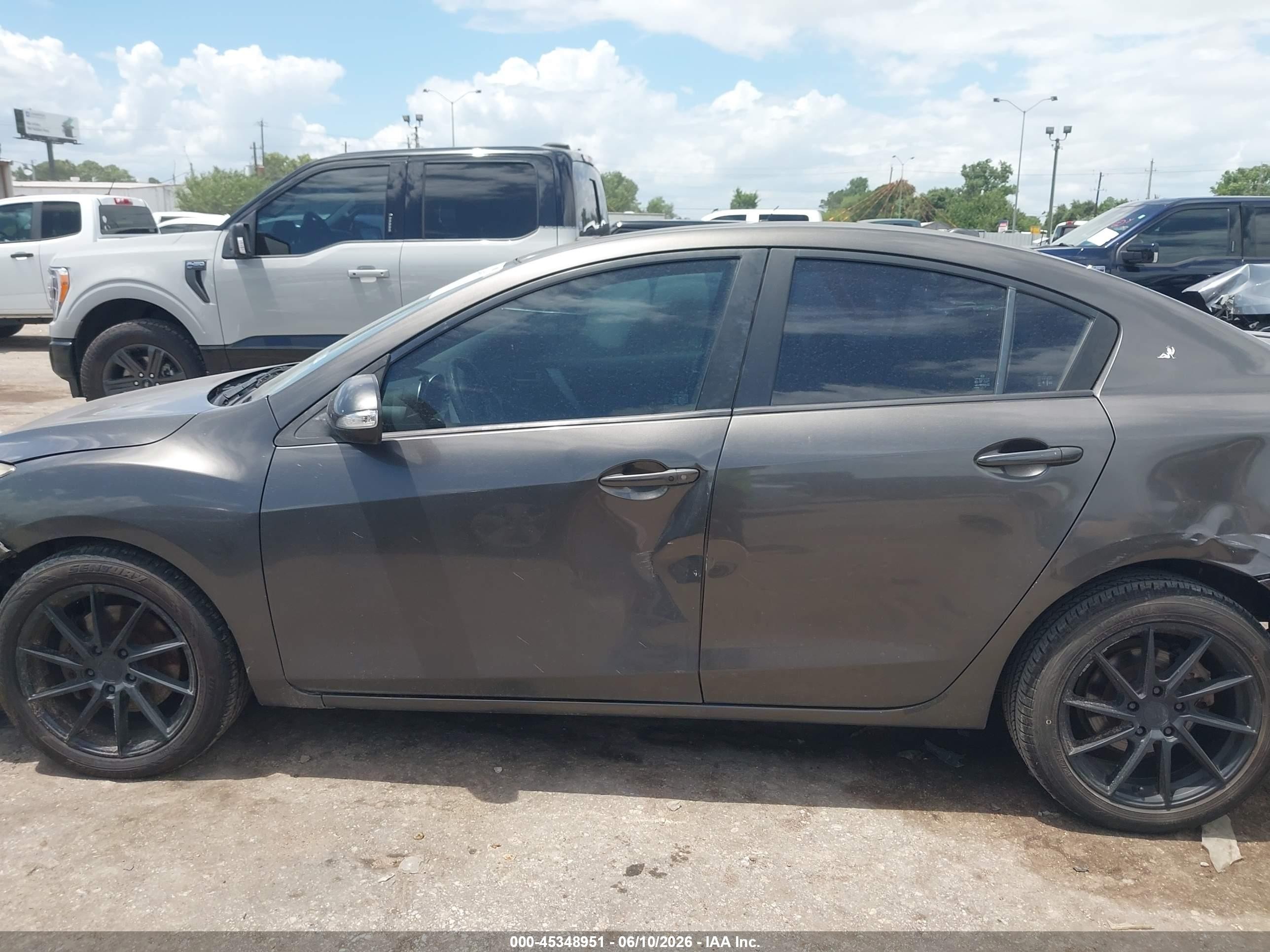 2010 Mazda Mazda3 S Grand Touring Gray vin: JM1BL1S50A1158946