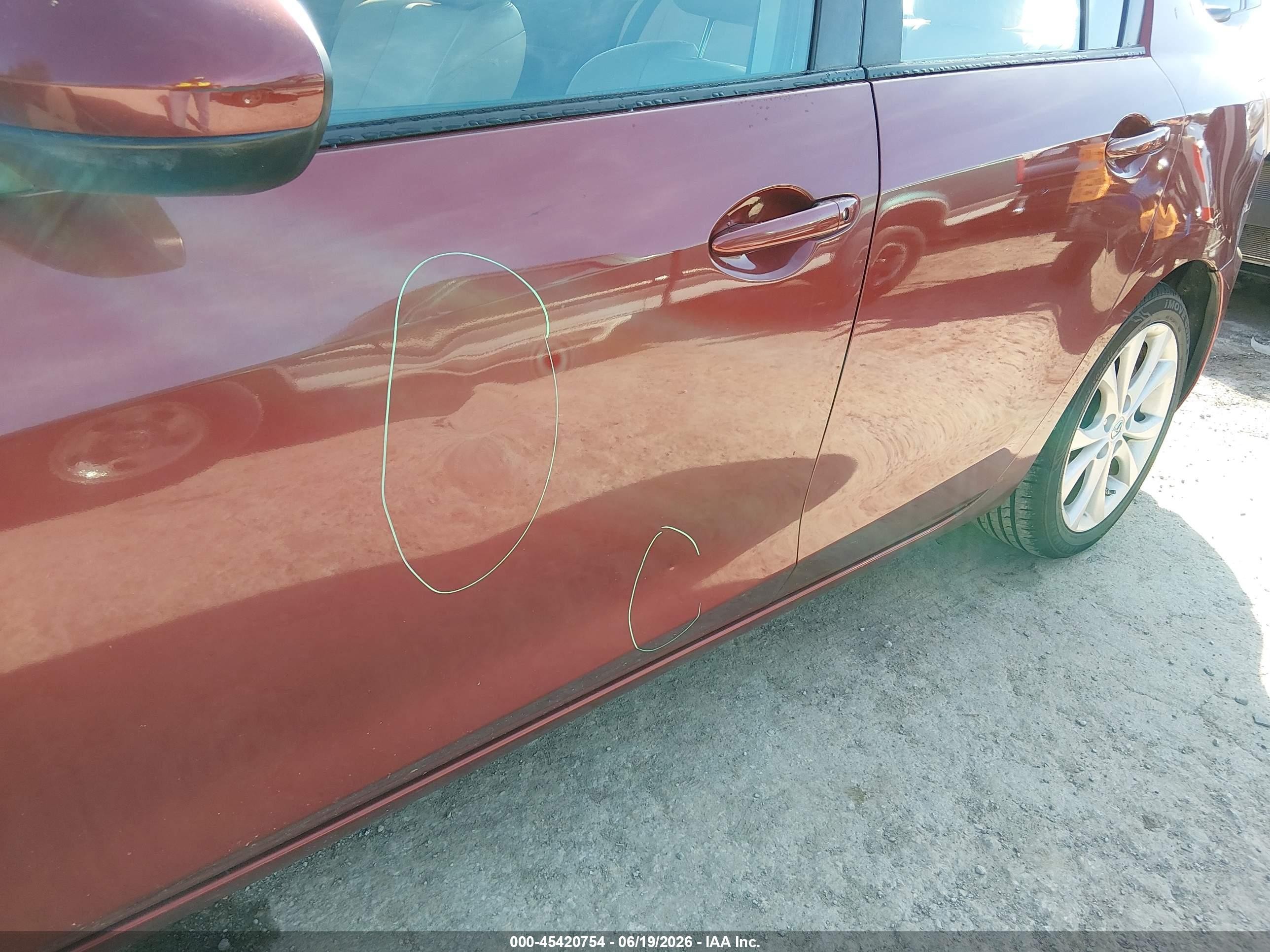 2010 Mazda Mazda3 S Grand Touring Burgundy vin: JM1BL1S50A1250462