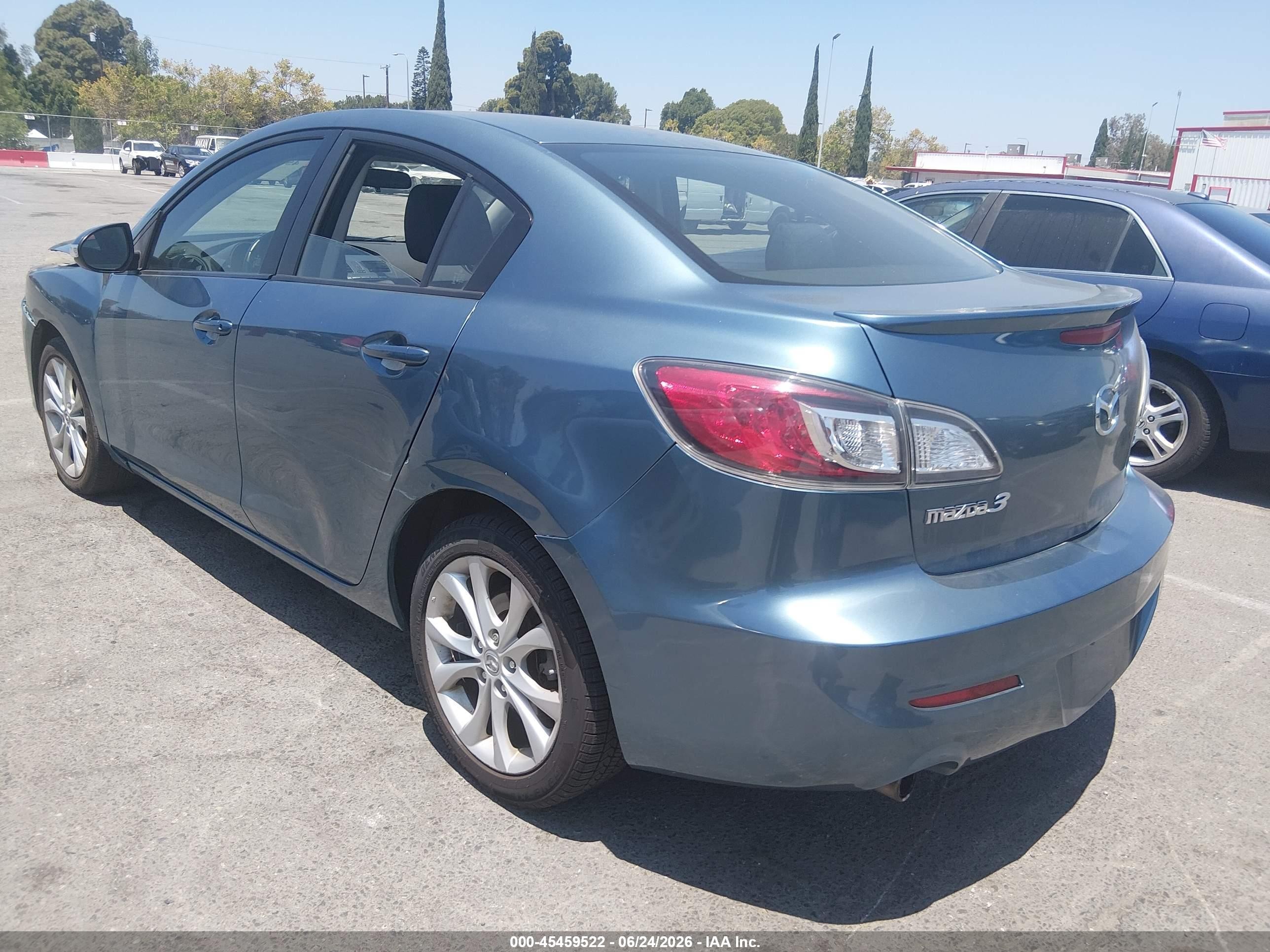 2010 Mazda Mazda3 S Sport Teal vin: JM1BL1S51A1235369