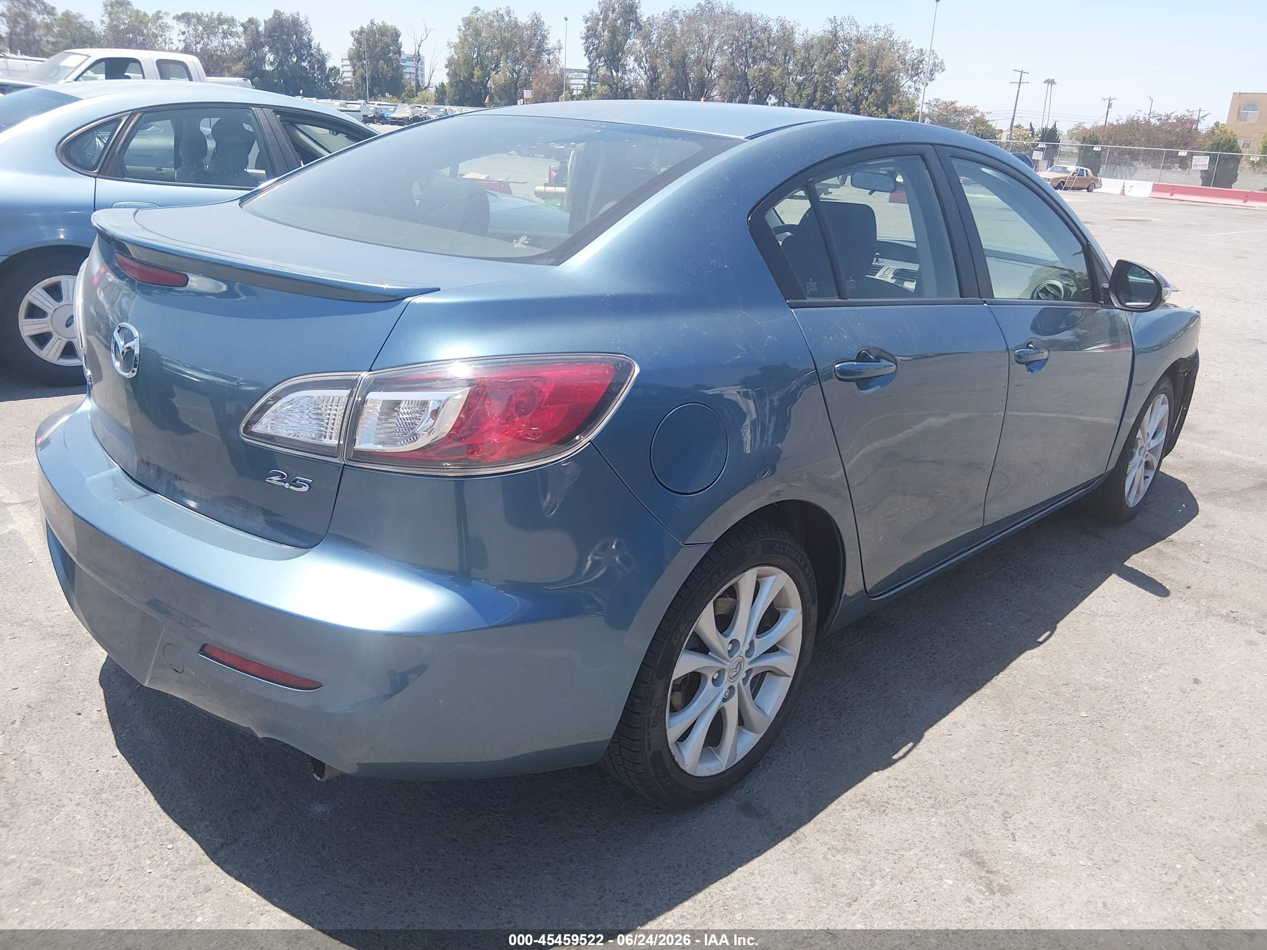 2010 Mazda Mazda3 S Sport Teal vin: JM1BL1S51A1235369