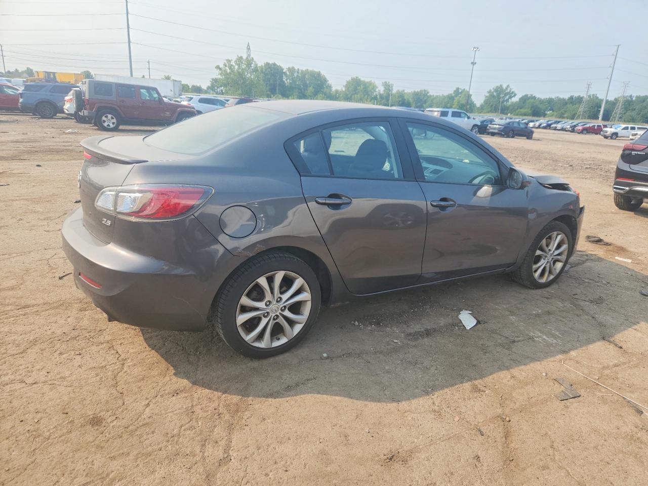 2010 Mazda 3 S Угольный vin: JM1BL1S53A1324120
