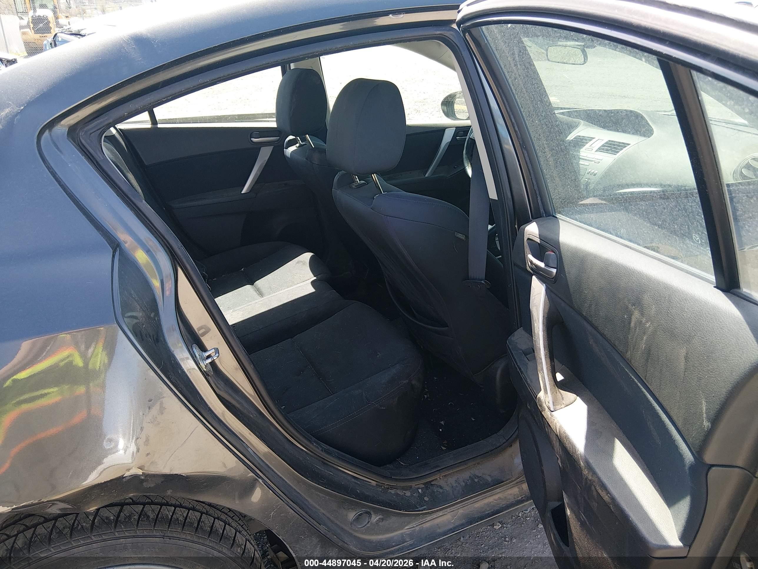 2010 Mazda Mazda3 S Sport Серый vin: JM1BL1S53A1341063