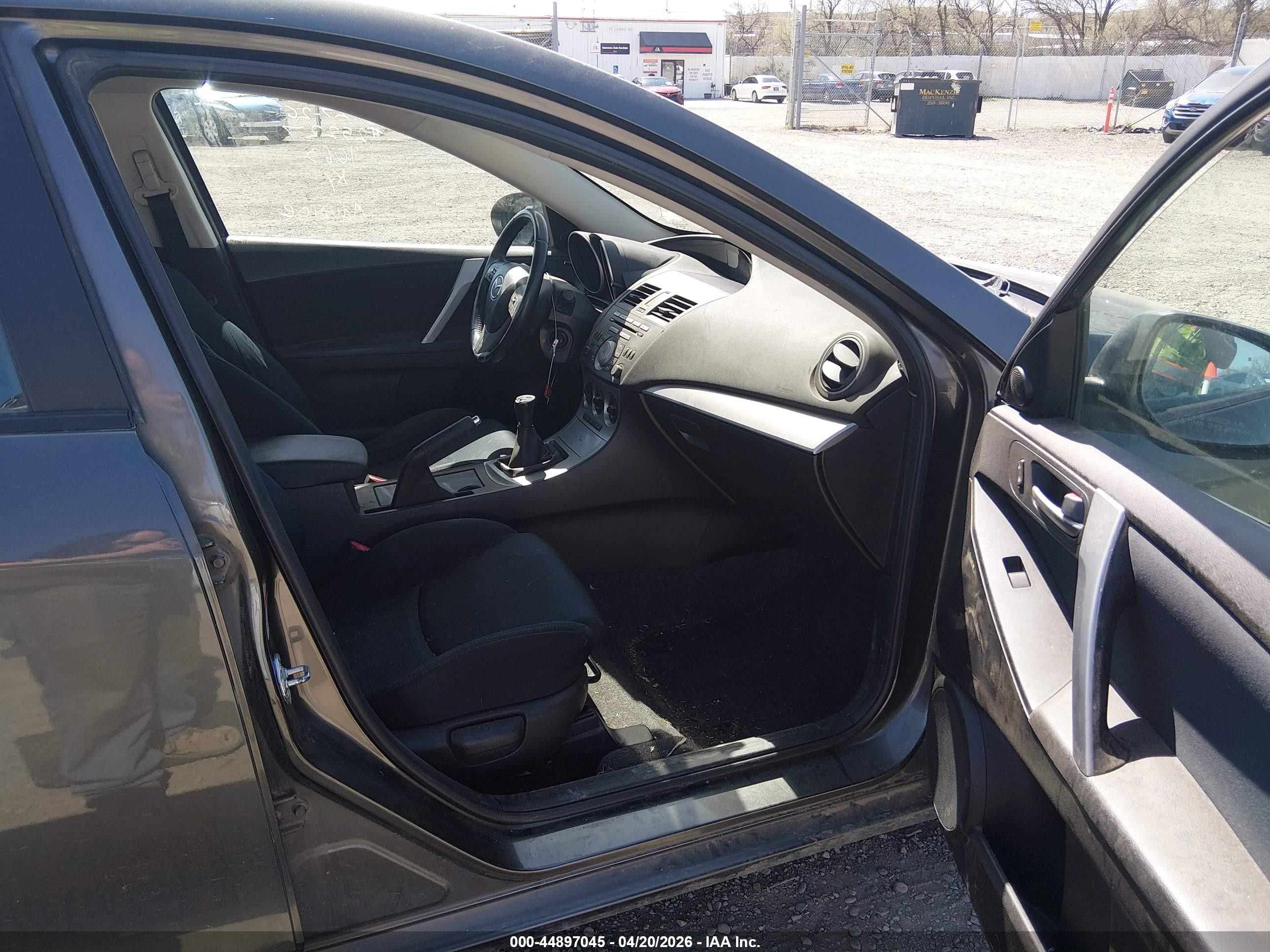 2010 Mazda Mazda3 S Sport Серый vin: JM1BL1S53A1341063