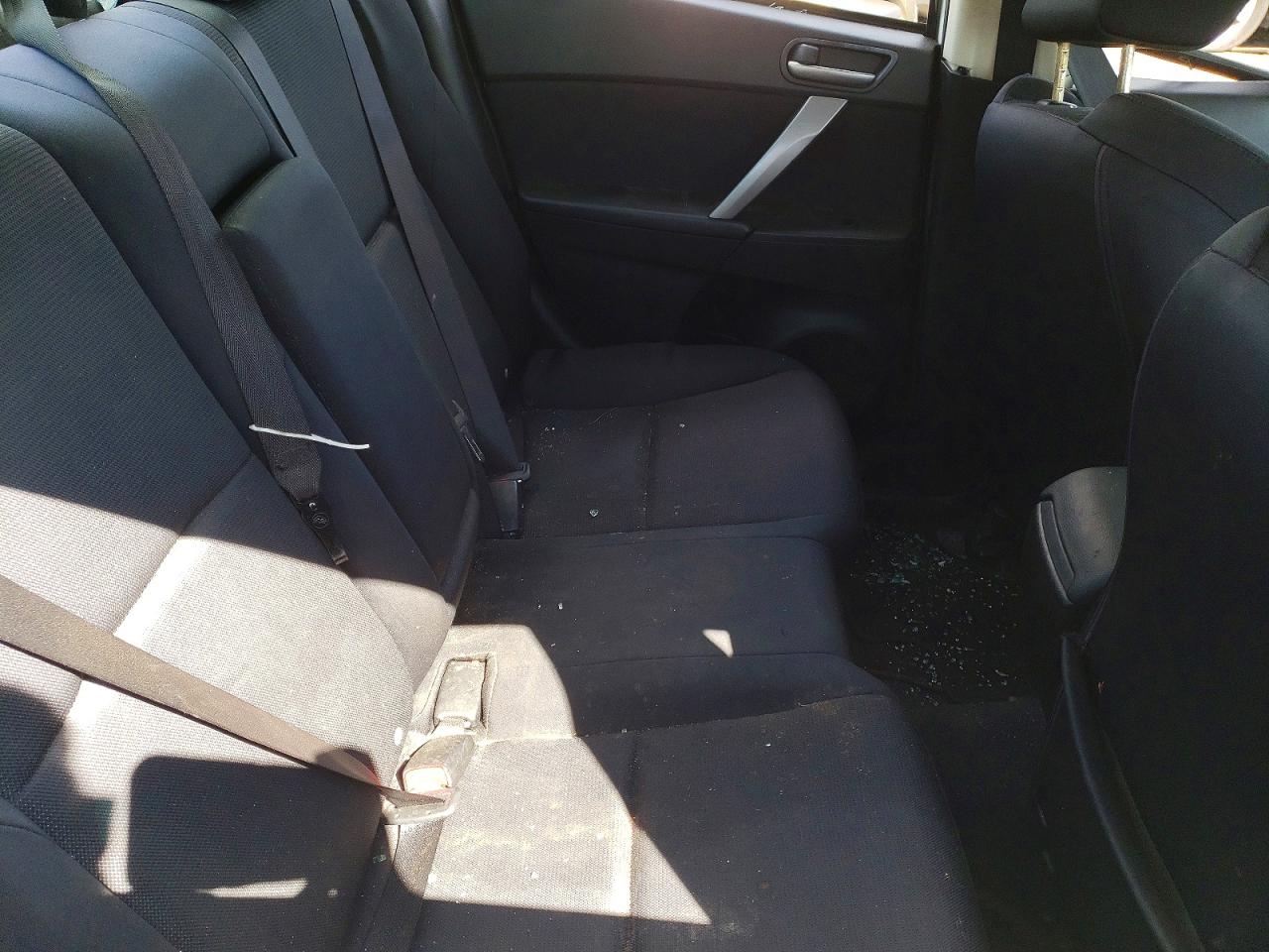 2010 Mazda 3 Белый vin: JM1BL1S54A1316964