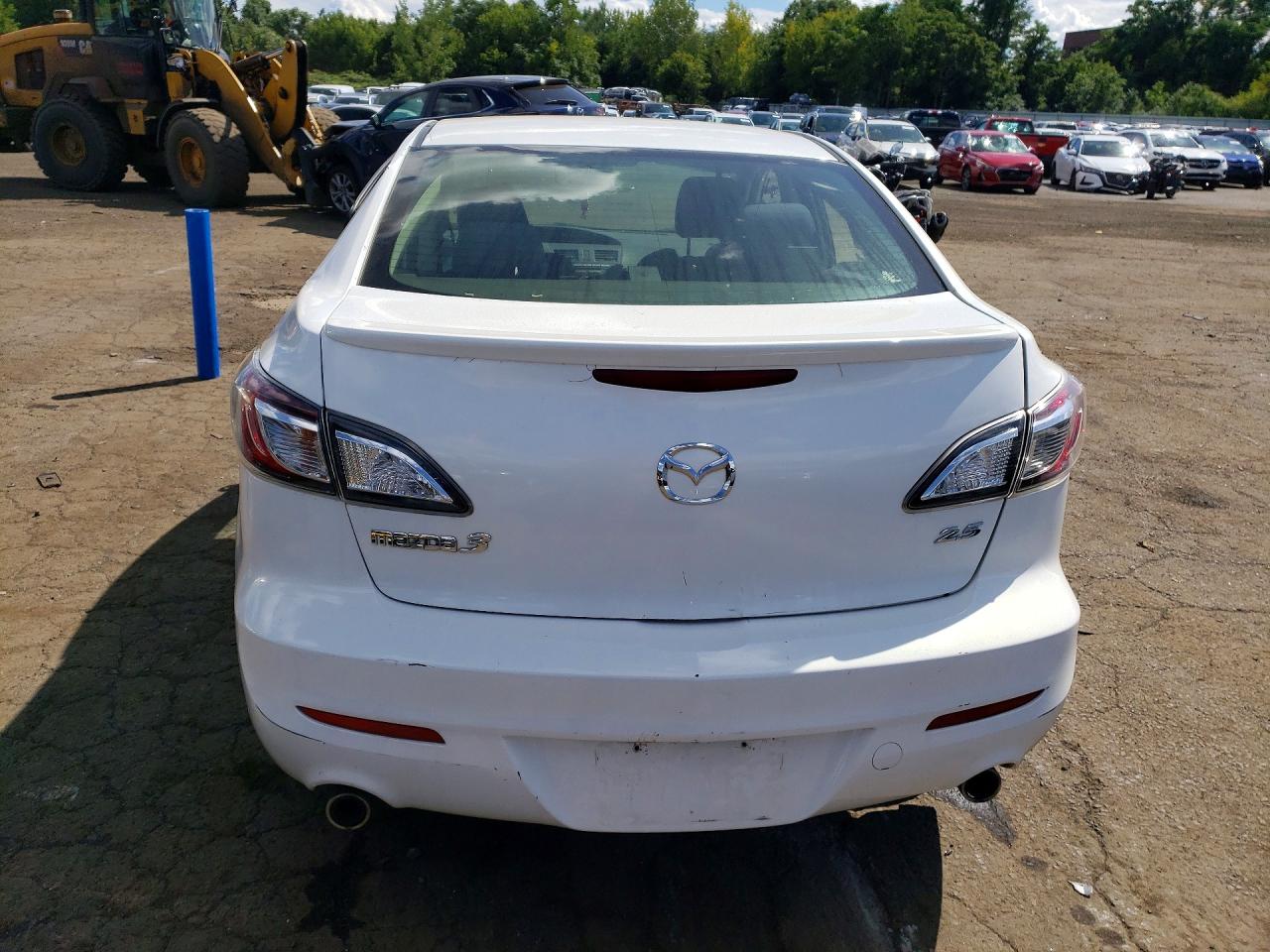 2010 Mazda 3 Белый vin: JM1BL1S54A1316964