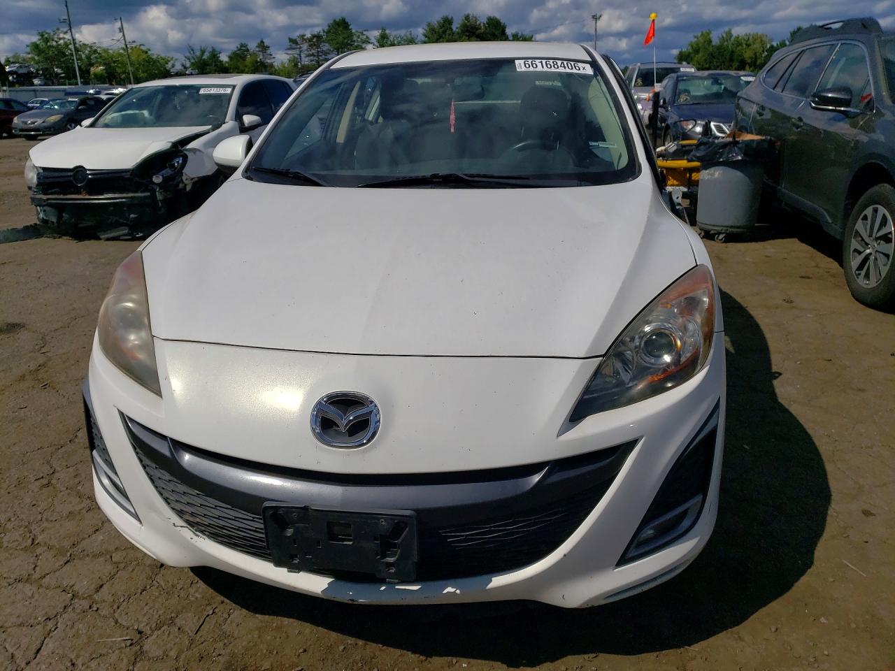 2010 Mazda 3 Белый vin: JM1BL1S54A1316964