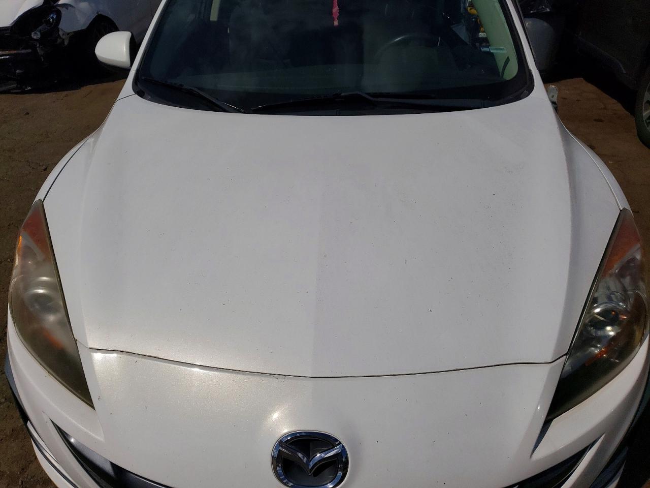 2010 Mazda 3 Белый vin: JM1BL1S54A1316964