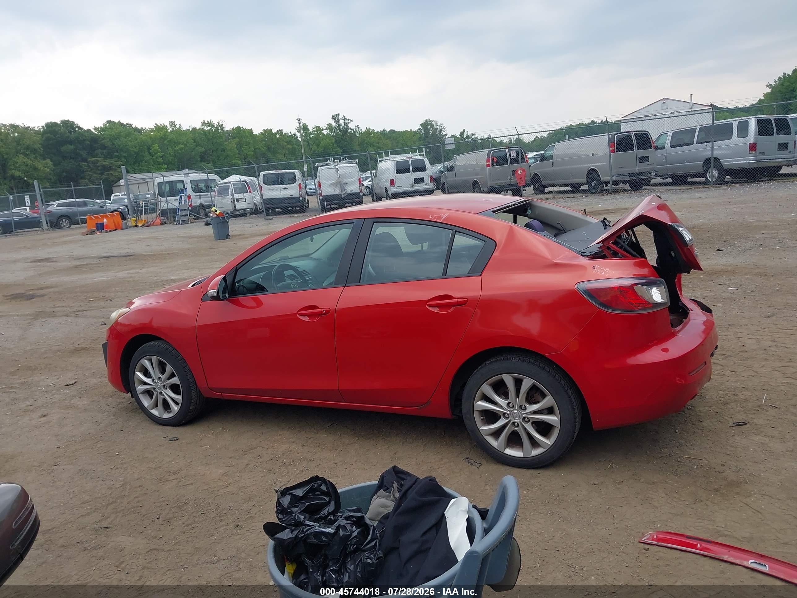 2010 Mazda Mazda3 S Sport Red vin: JM1BL1S56A1102011