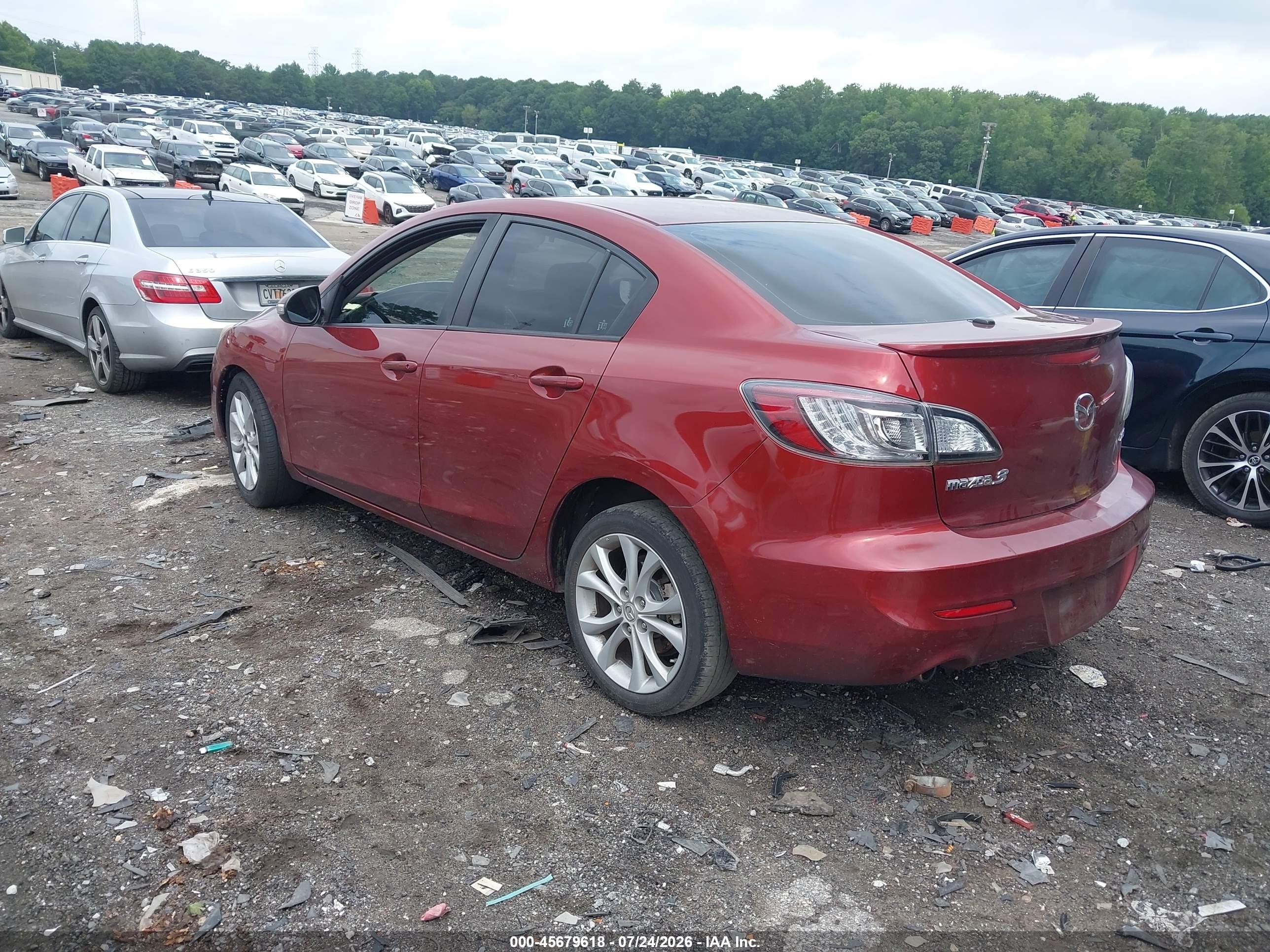 2010 Mazda Mazda3 S Grand Touring Red vin: JM1BL1S58A1100440