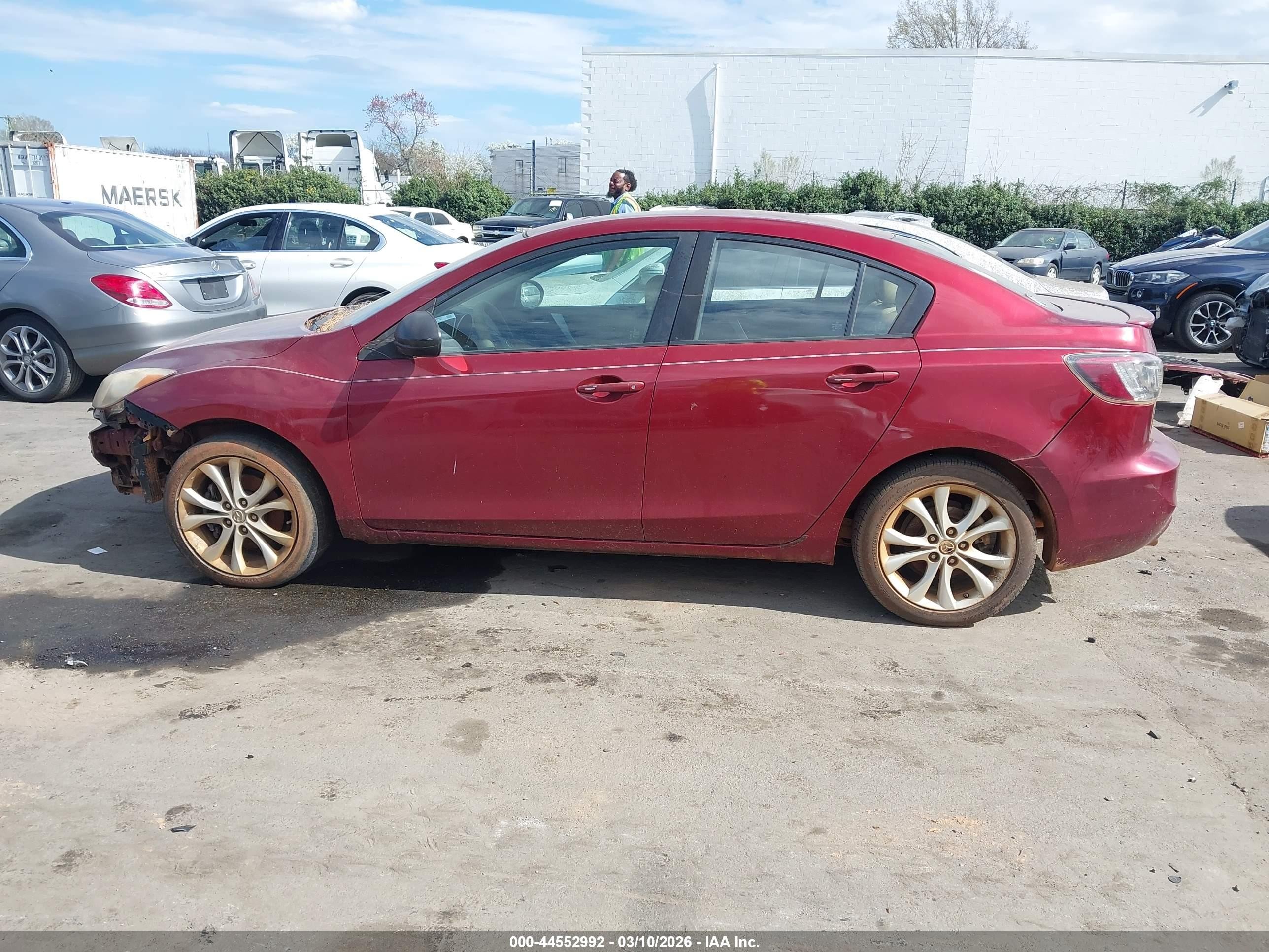 2010 Mazda Mazda3 S Grand Touring Red vin: JM1BL1S58A1151453