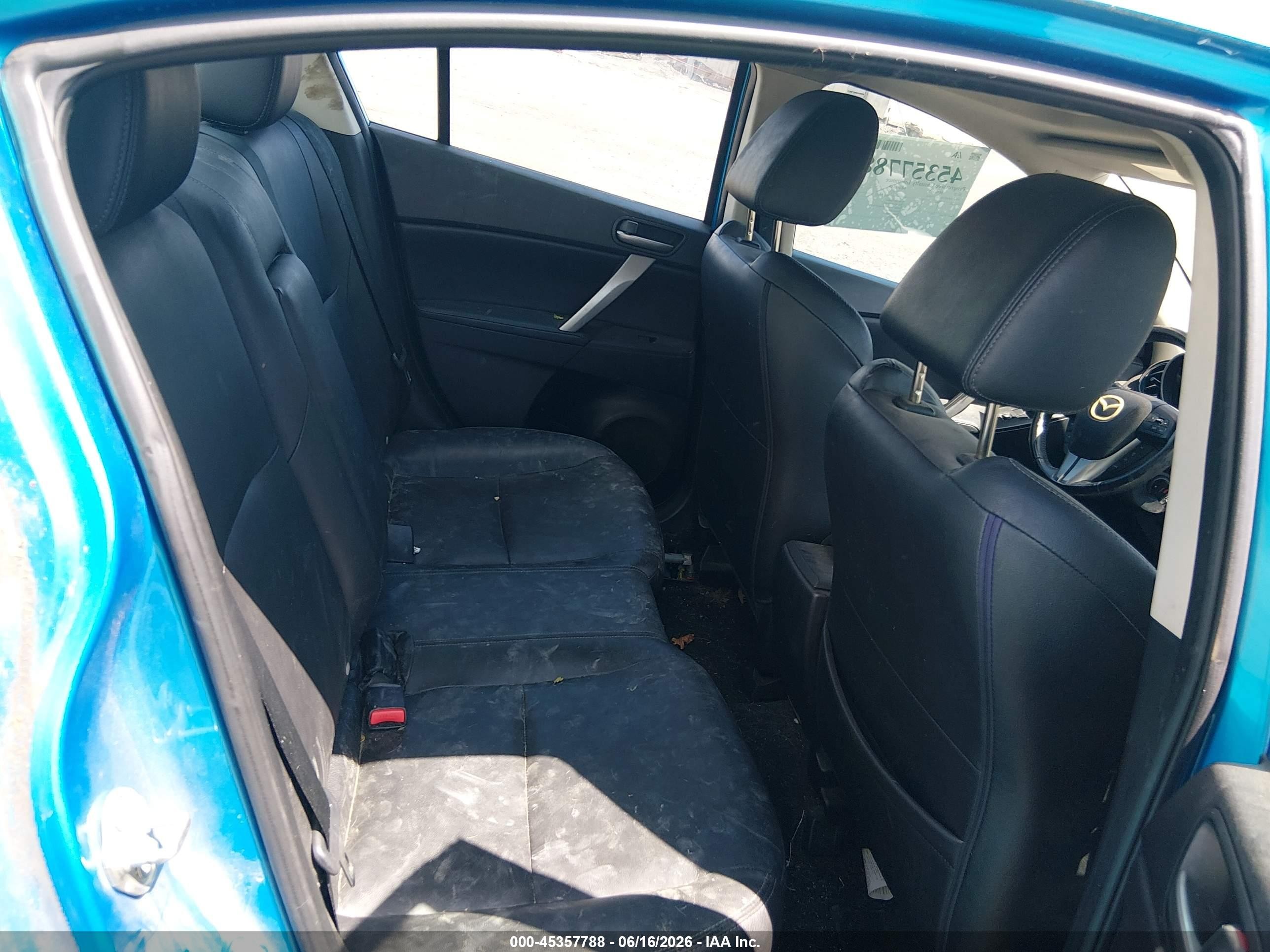 2010 Mazda Mazda3 S Grand Touring Blue vin: JM1BL1S59A1133916