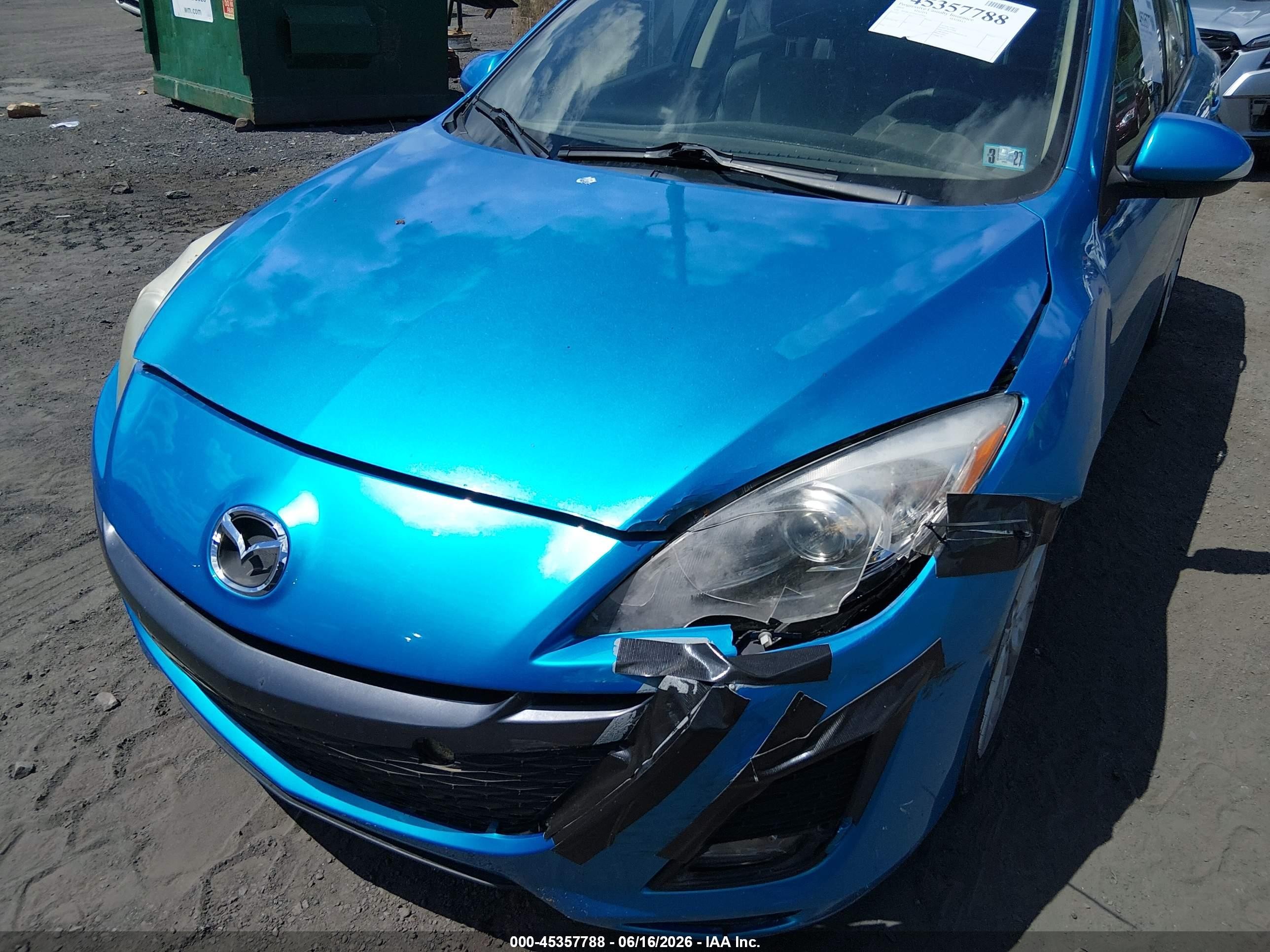 2010 Mazda Mazda3 S Grand Touring Blue vin: JM1BL1S59A1133916