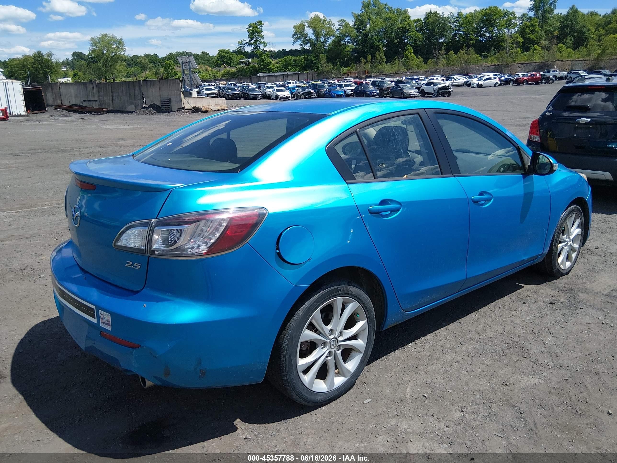 2010 Mazda Mazda3 S Grand Touring Blue vin: JM1BL1S59A1133916