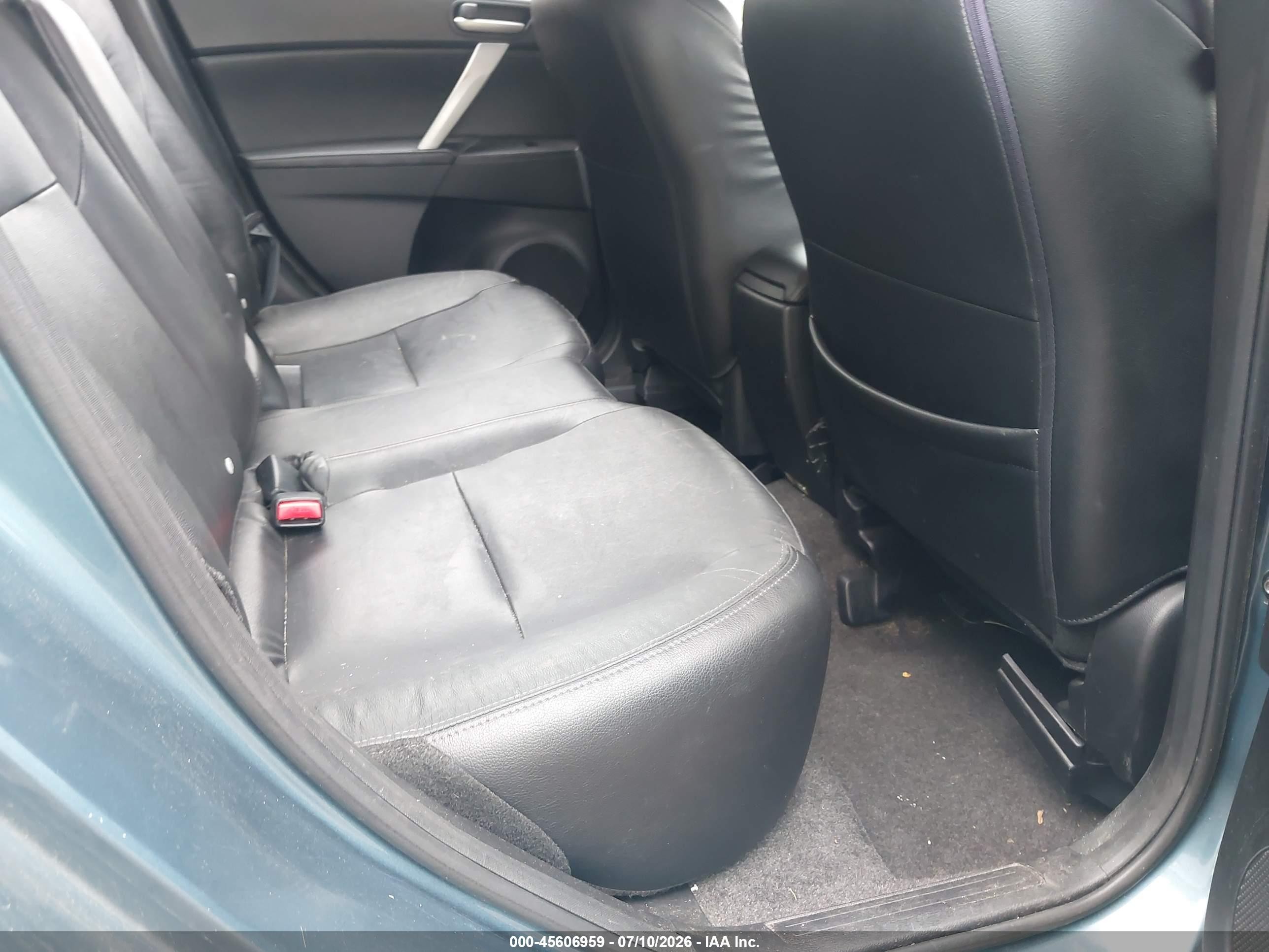 2010 Mazda Mazda3 S Grand Touring Blue vin: JM1BL1S59A1234499