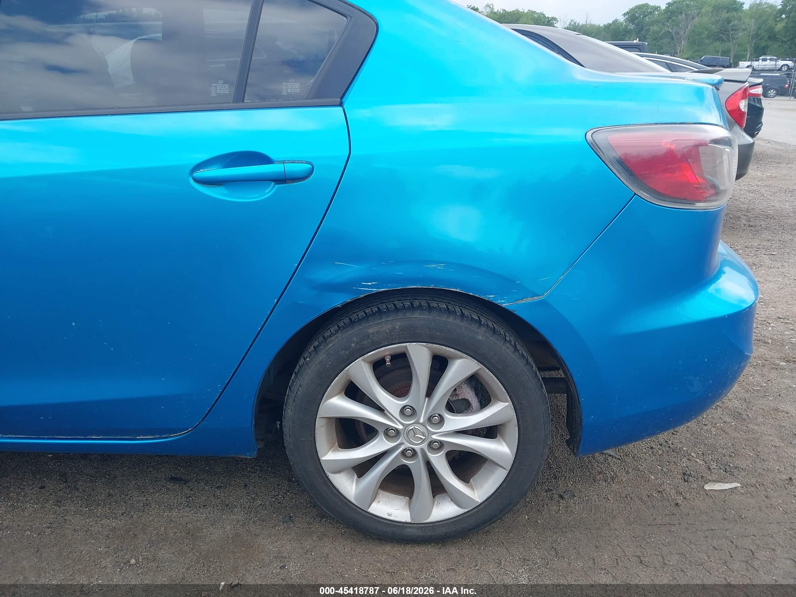 2010 Mazda Mazda3 S Sport Blue vin: JM1BL1S5XA1172191